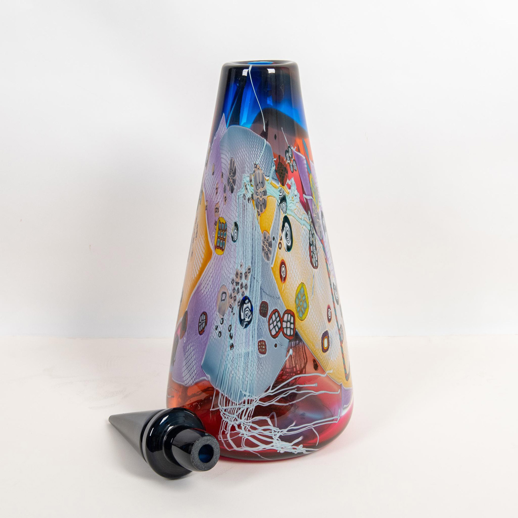 Wes Hunting, Original Hand Blown Color Glass Vessel, Signed - Image 5 of 6