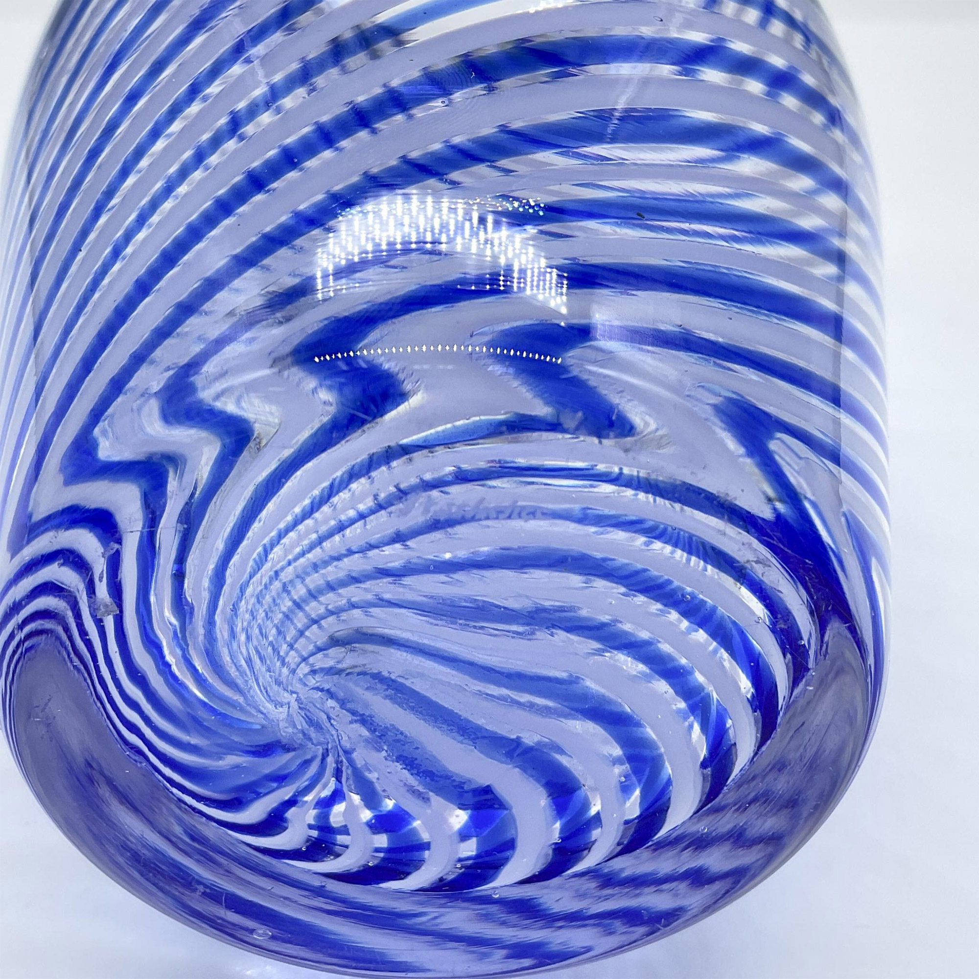 Cesmi Bulbul by Pasabahce Glass Vase, Eye of the Nightingale - Image 3 of 3