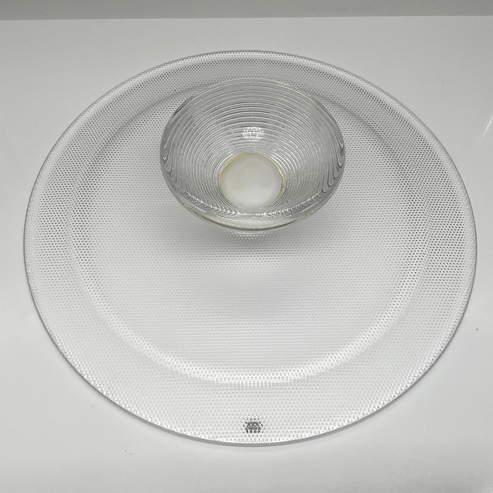 Kosta Boda Glass Limelight Cake Plate - Image 3 of 4