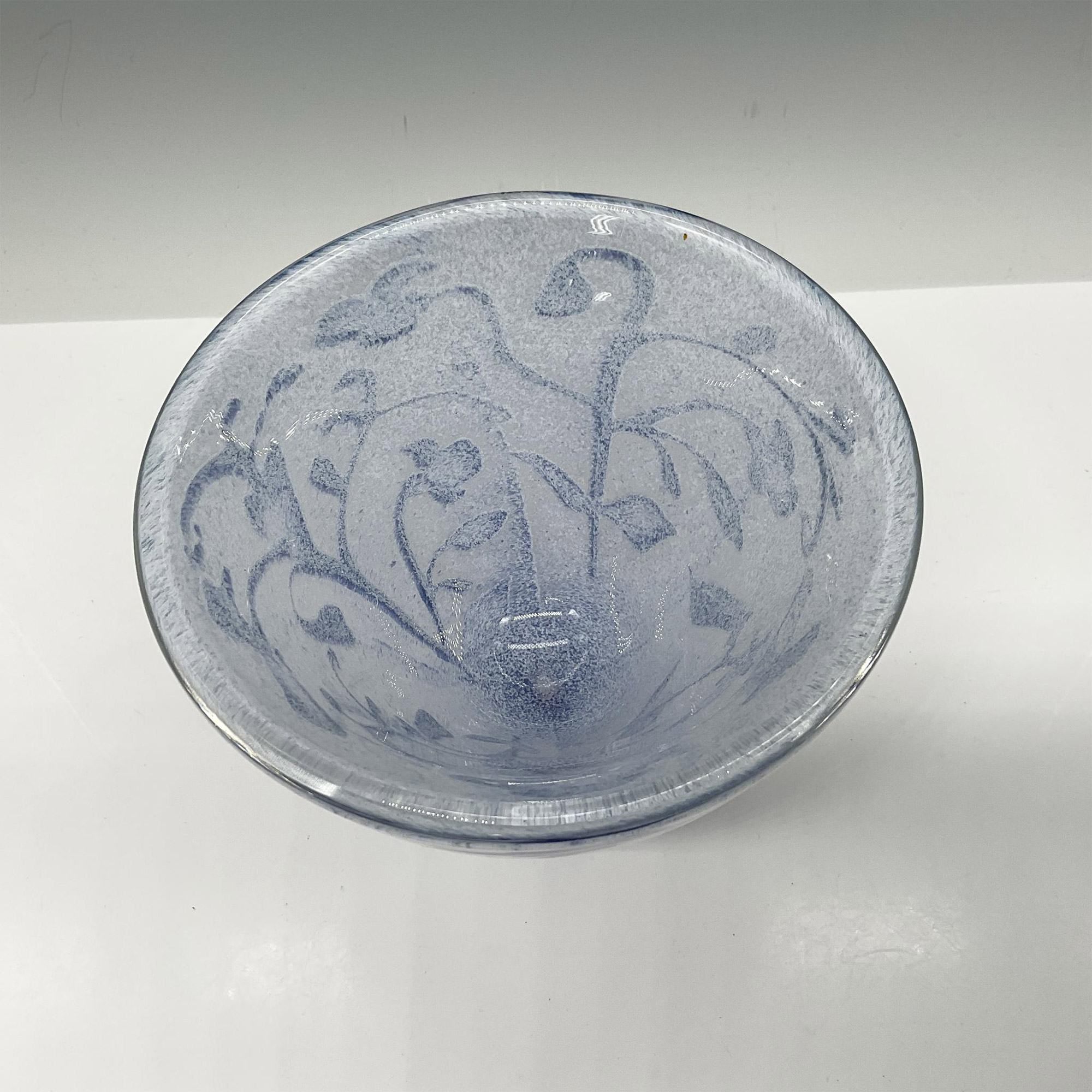 Kosta Boda Art Glass Floating Blue Flowers Vase - Image 2 of 3