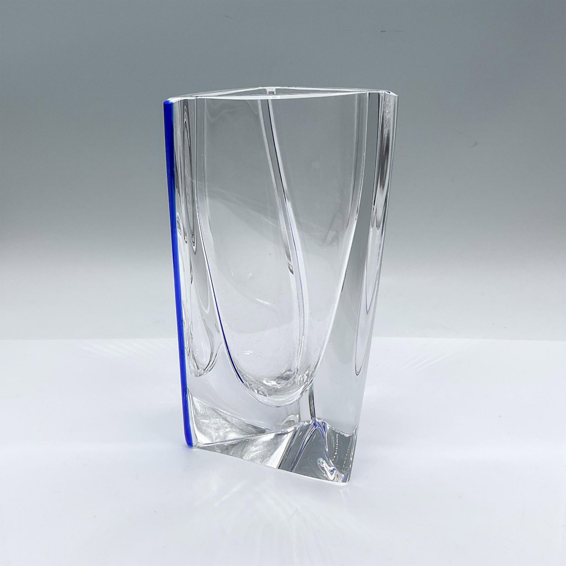 Kosta Boda by Goran Warff Glass Triangular Vase - Image 2 of 4