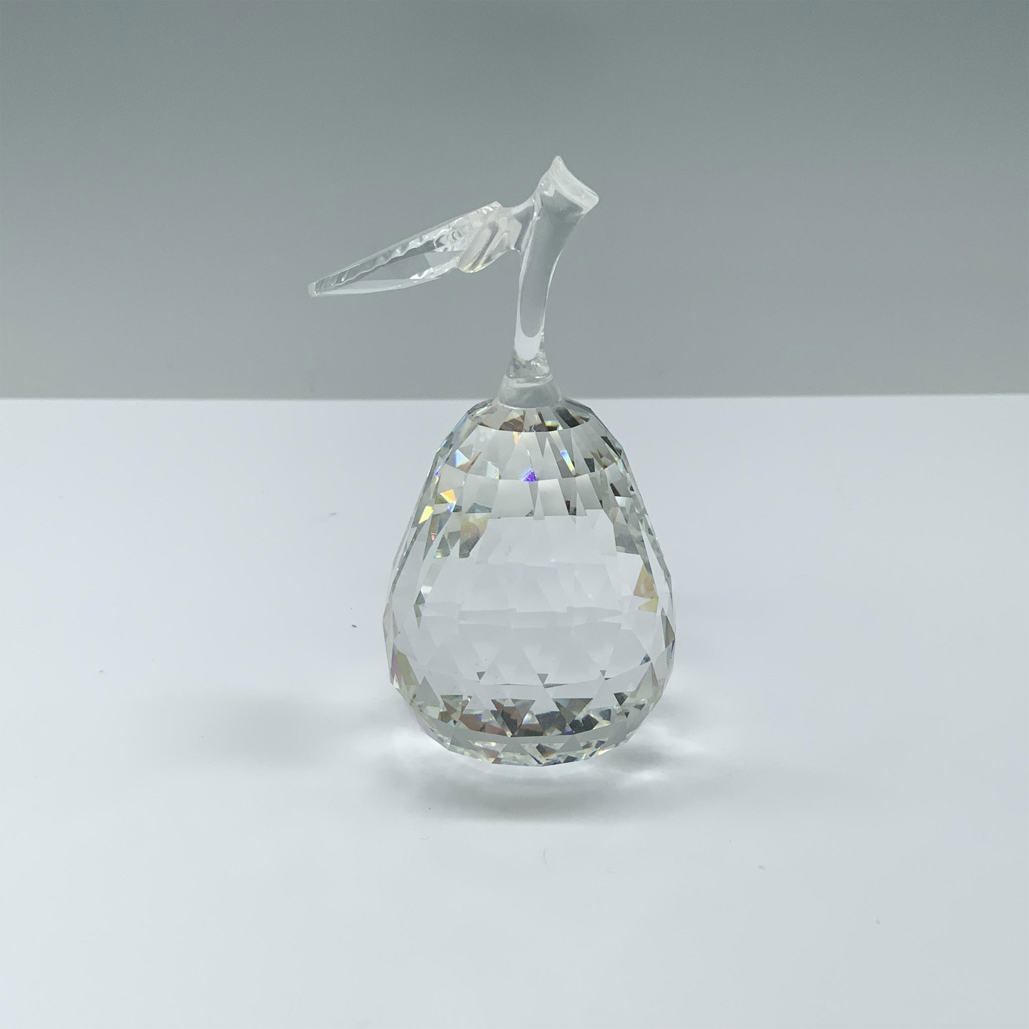 Swarovski Crystal Figurine, Pear 162885 - Image 2 of 4