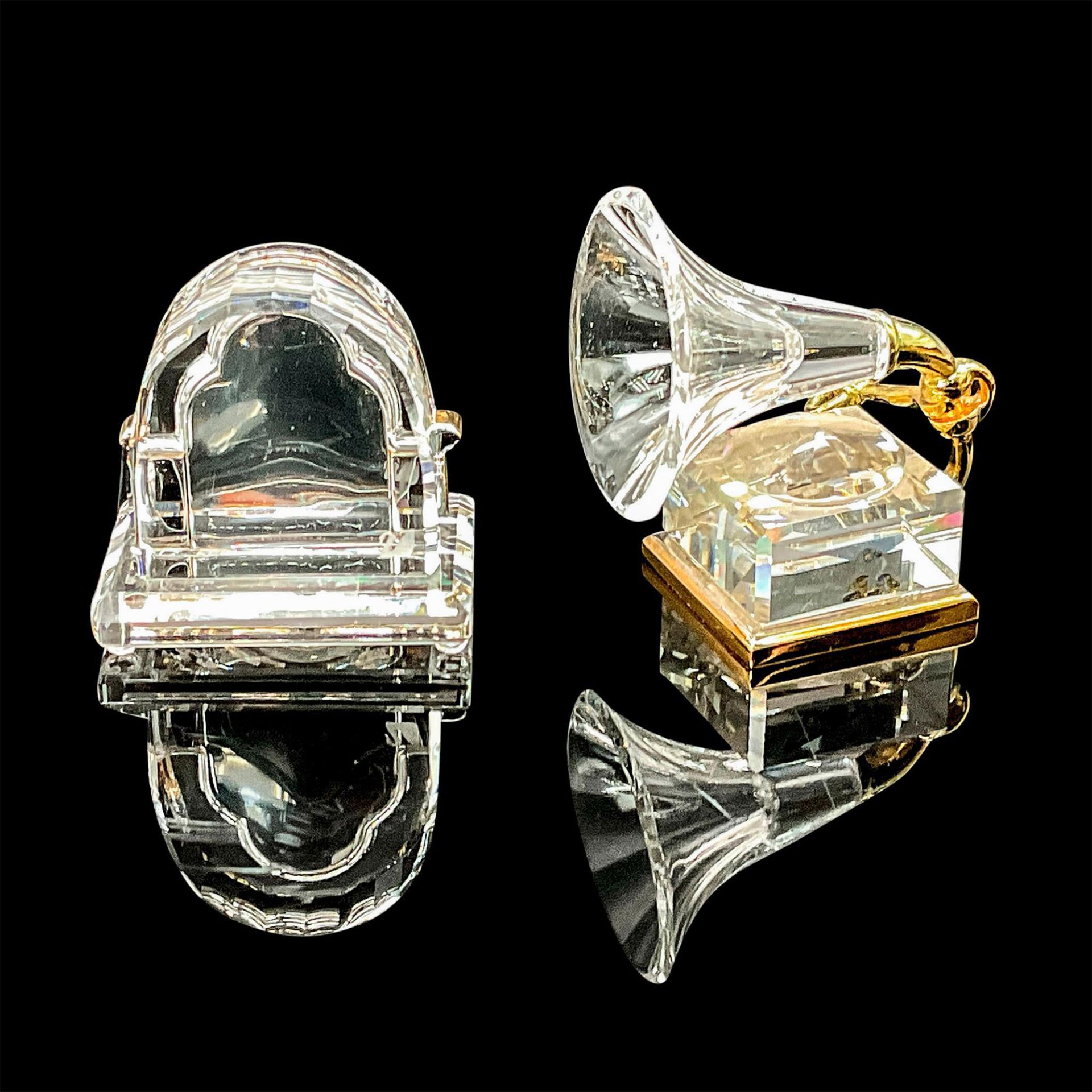 Pair of Swarovski Crystal Memories Classics Figurines - Image 2 of 3