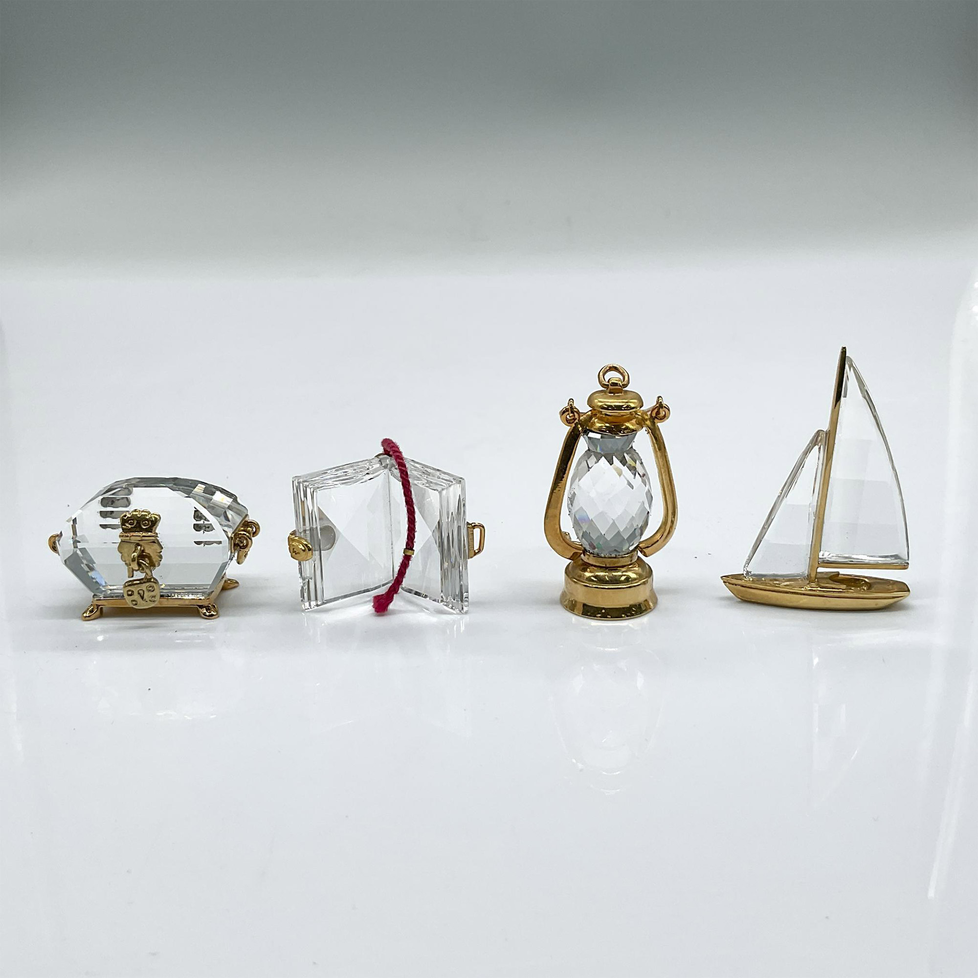 4pc D. Swarovski Crystal Memories Mini Figurines
