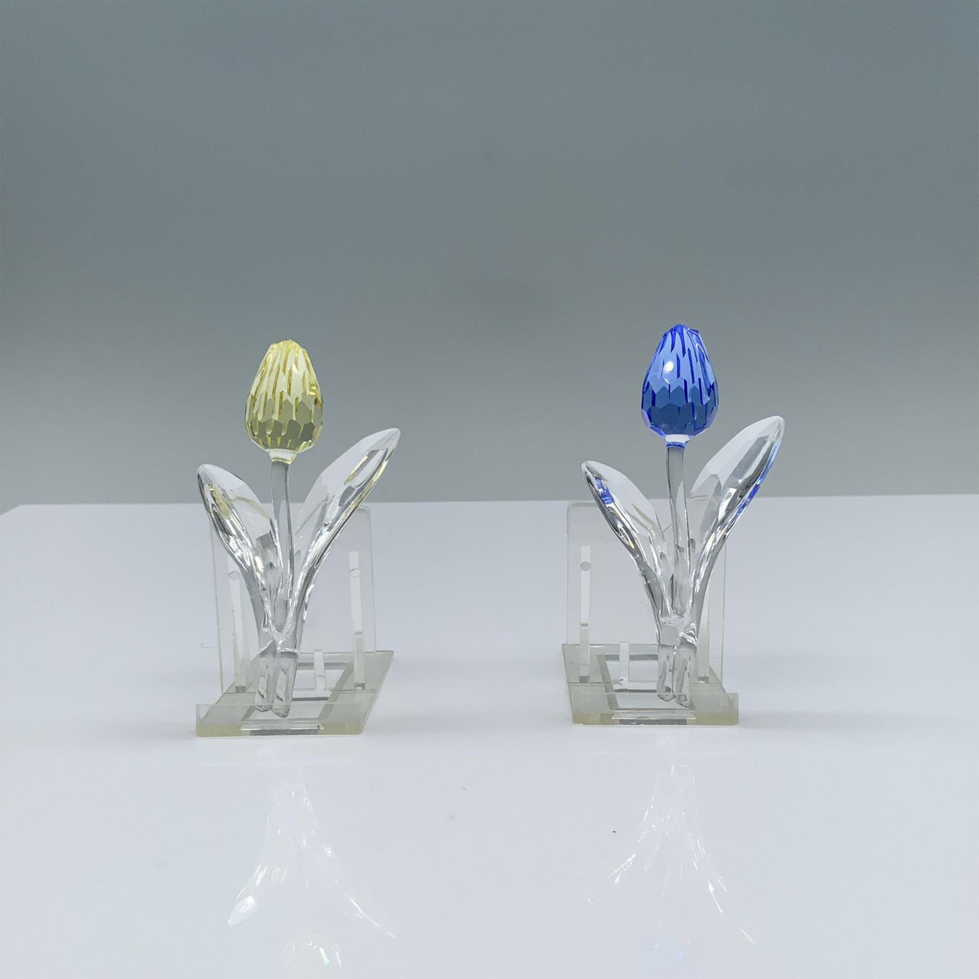 2pc Swarovski Crystal Figurines, Blue and Yellow Tulip - Image 3 of 4