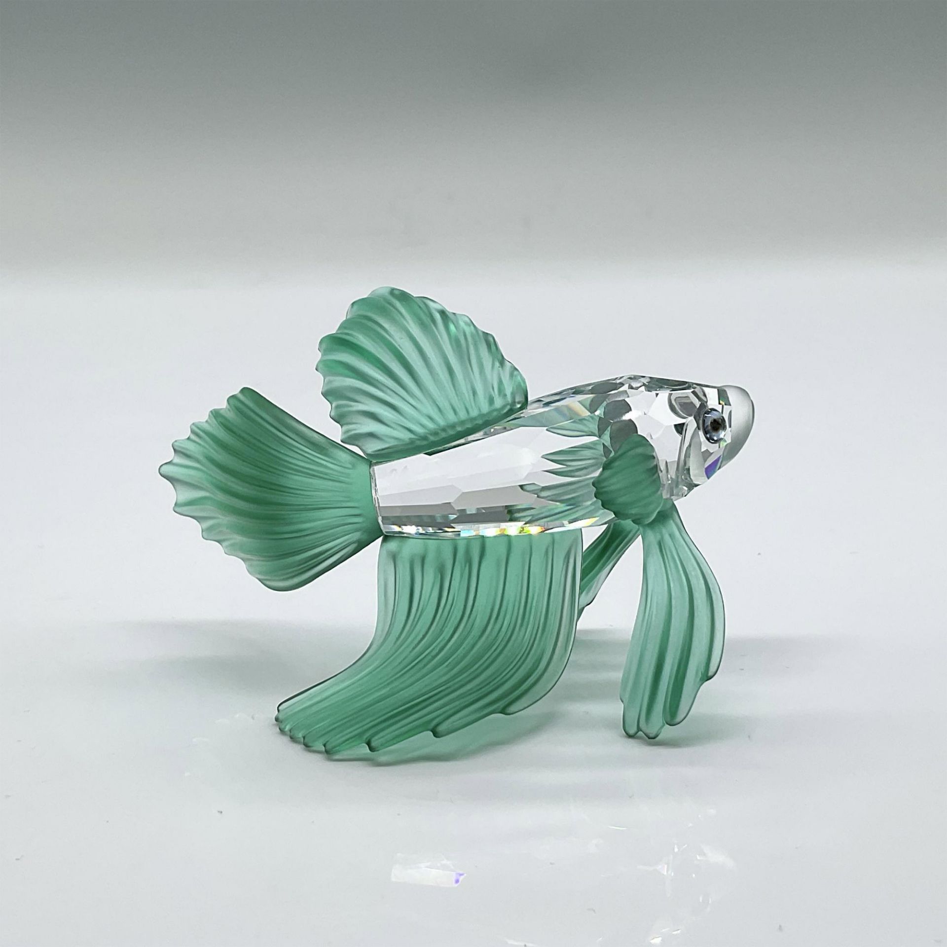 Swarovski Crystal Figurine, Green Siamese Fighting Fish - Image 2 of 4