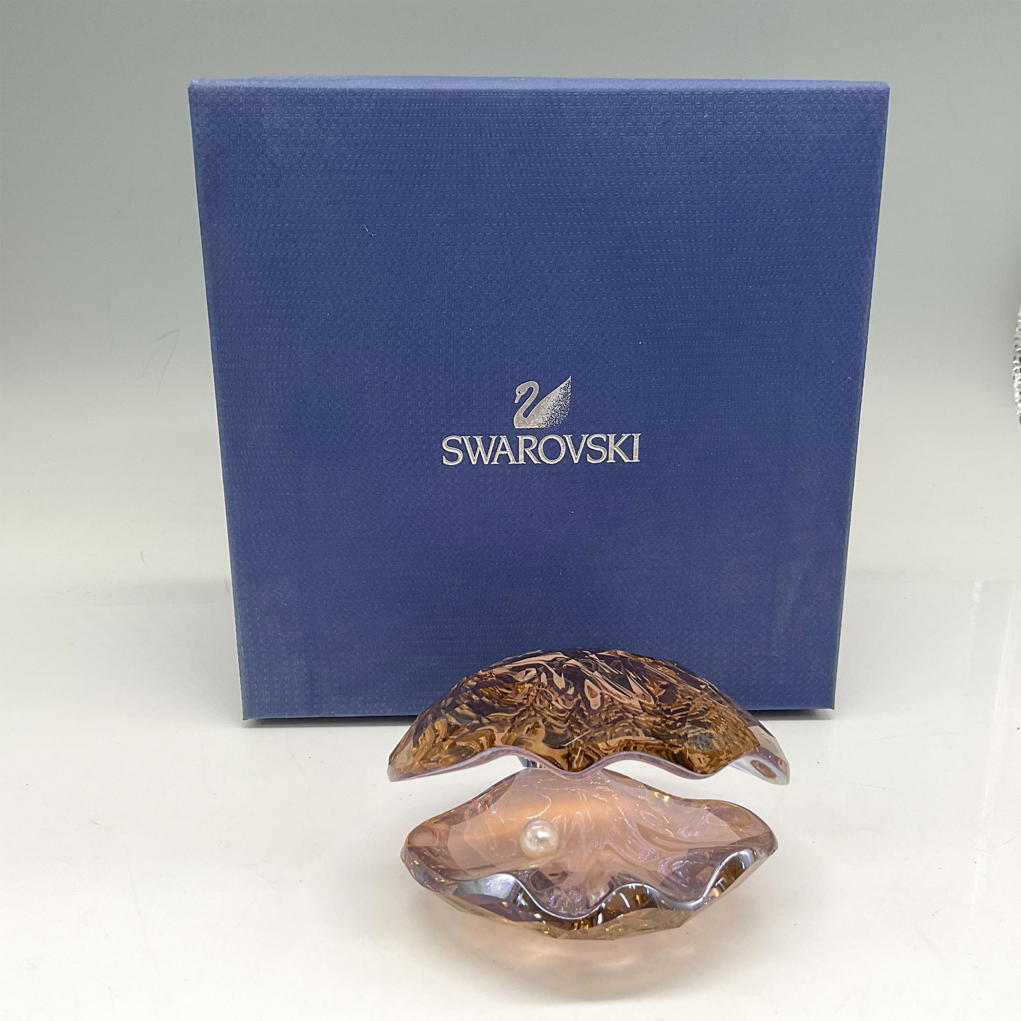 Swarovski Crystal Figurine, Pearl Oyster Vintage Rose - Image 4 of 4