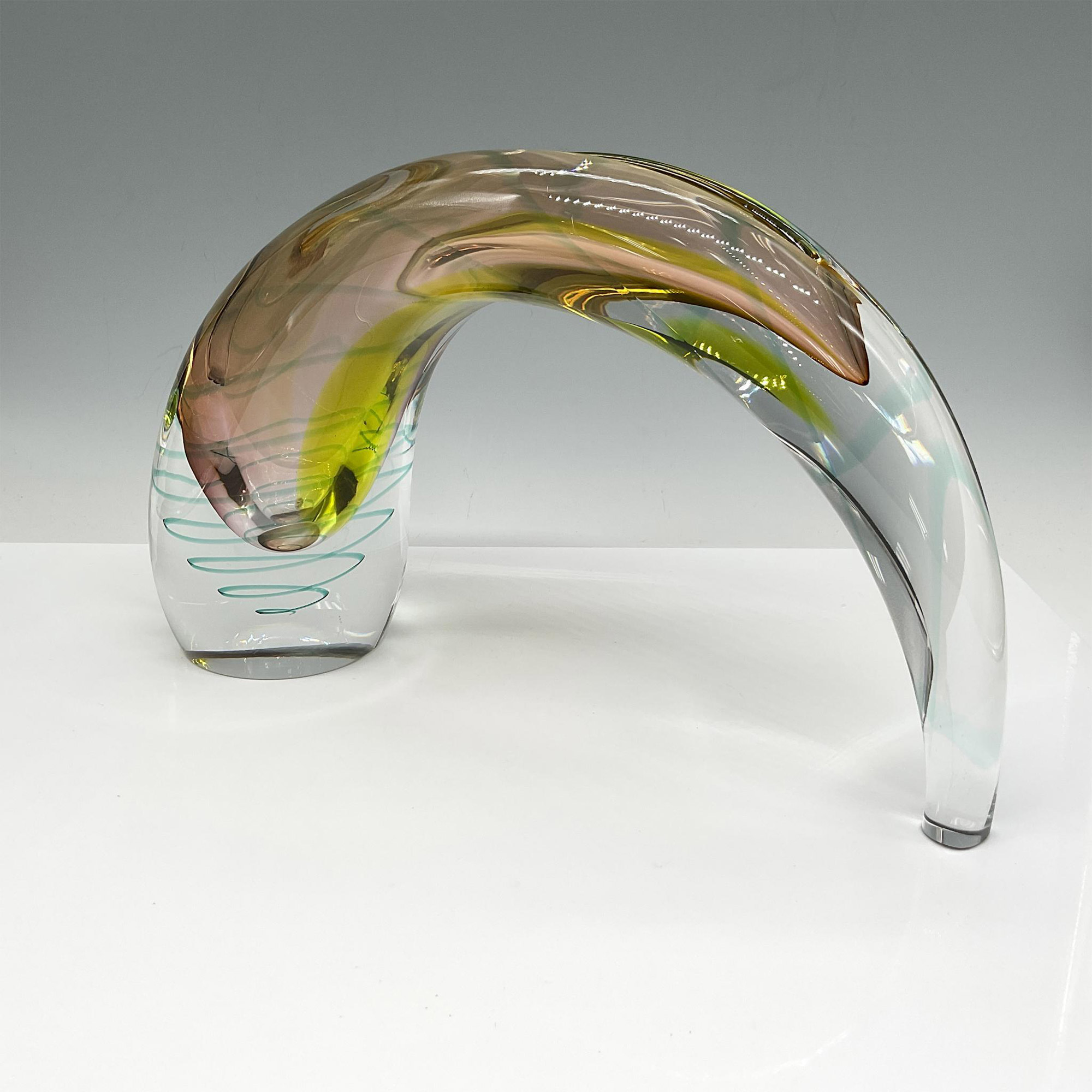 Evolution by Waterford Art Glass Sculpture Vase, Sea Breeze - Image 4 of 5