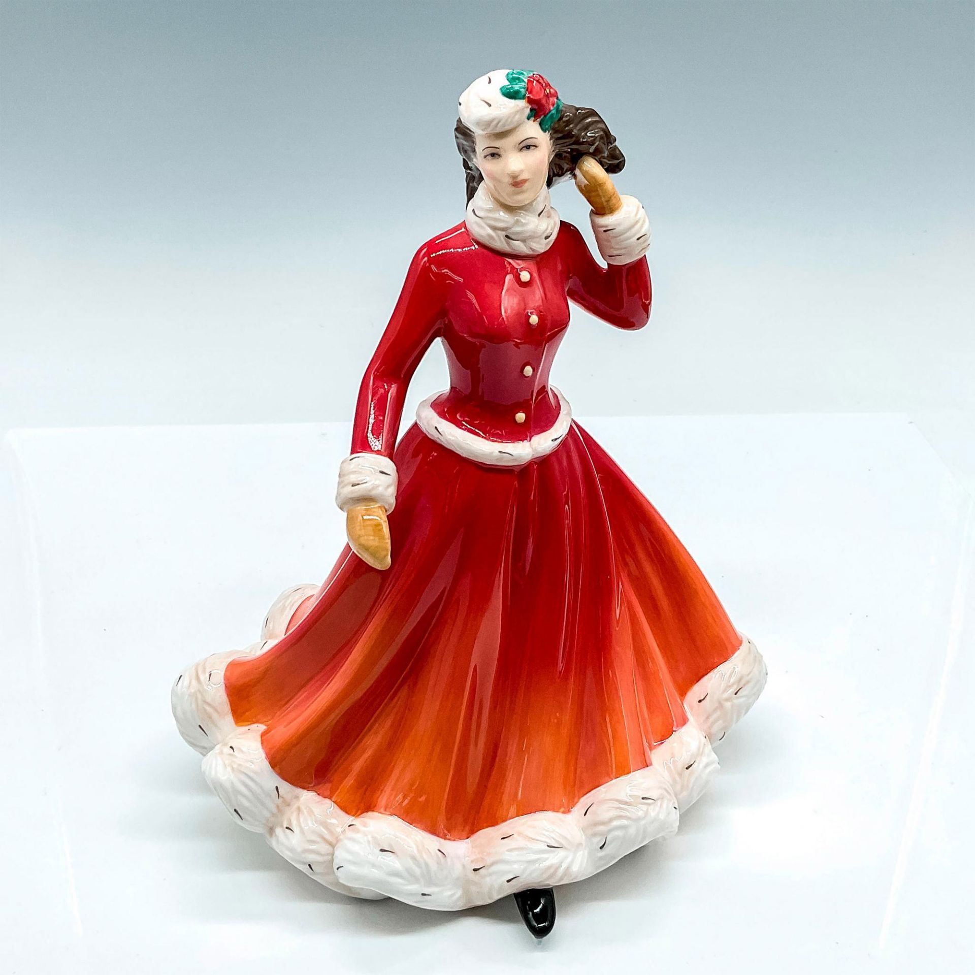 Winter Fun - HN5258 - Royal Doulton Figurine