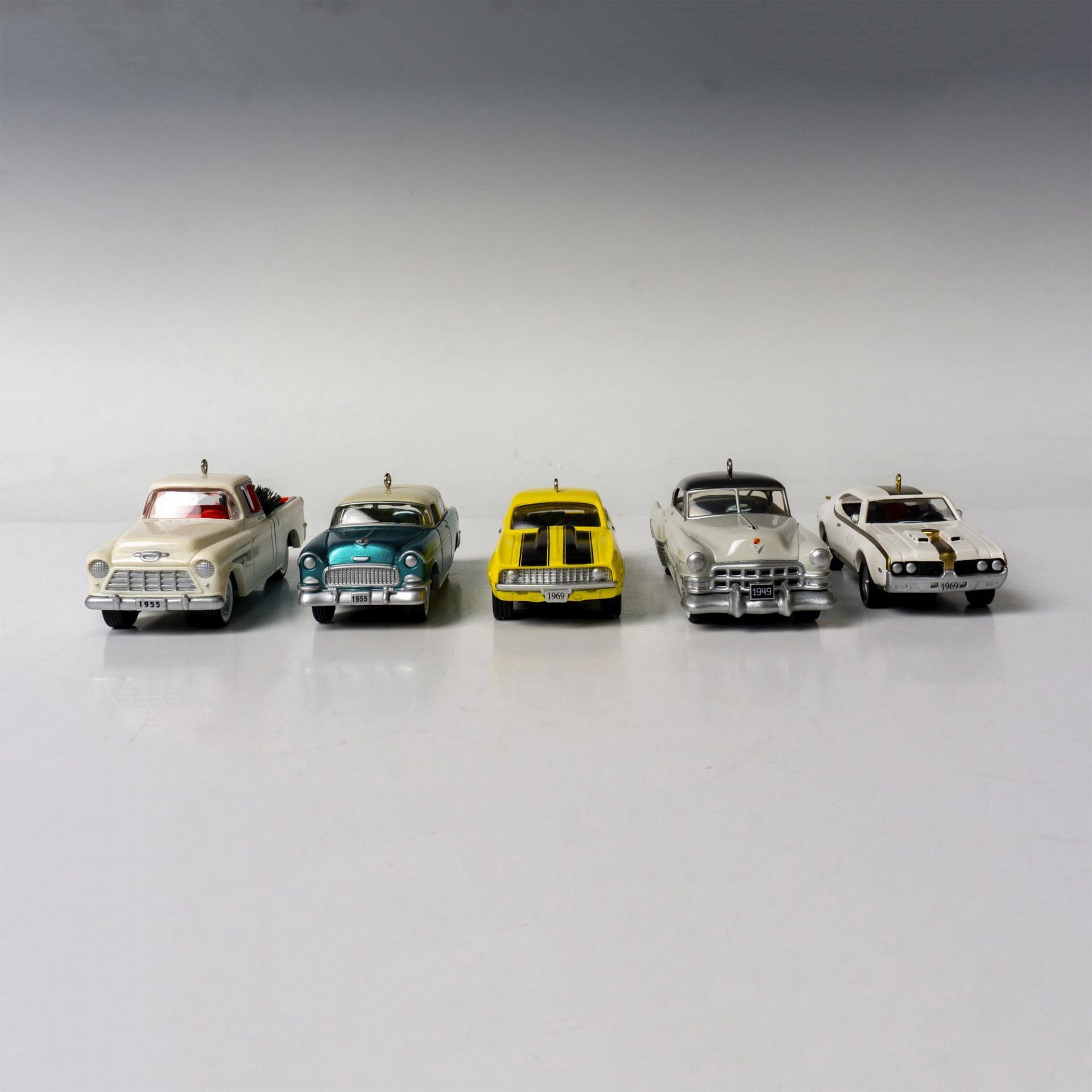 5pc Hallmark Keepsake Vintage Car Themed Holiday Ornaments