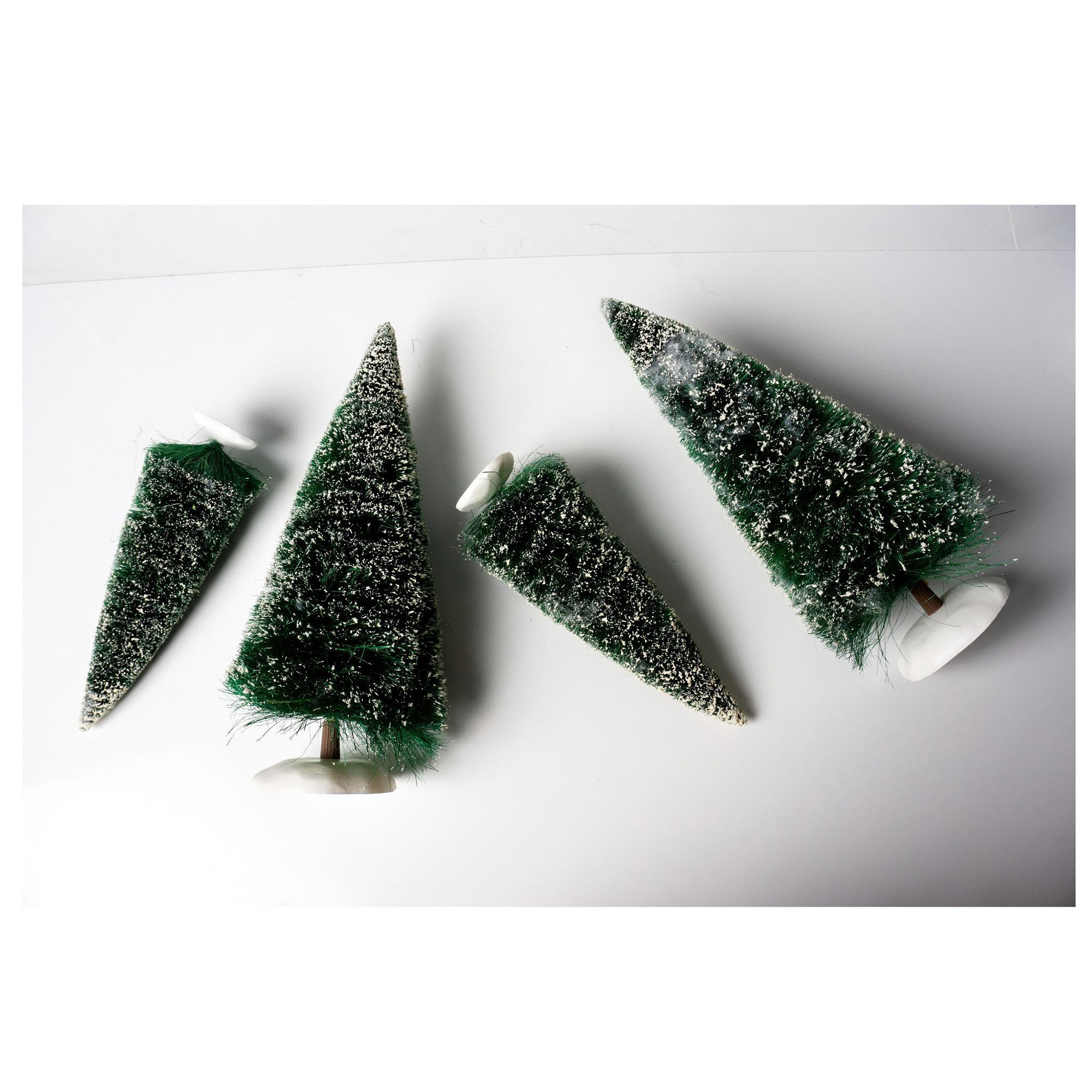 4pc Department 56 Accessory Figurines, Fir Trees - Image 2 of 3