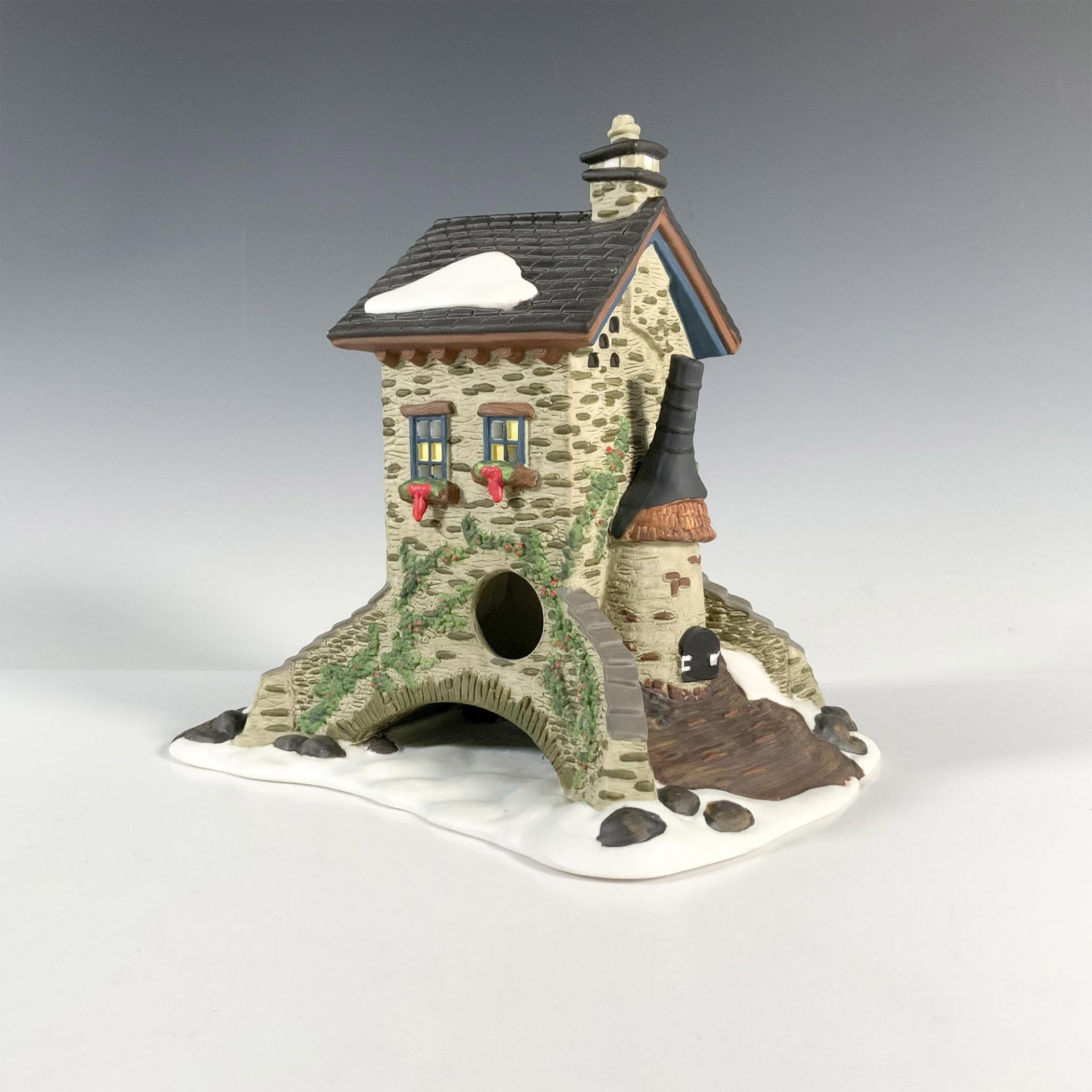 Department 56 Dickens Village Figurine, The Maltings - Image 2 of 4