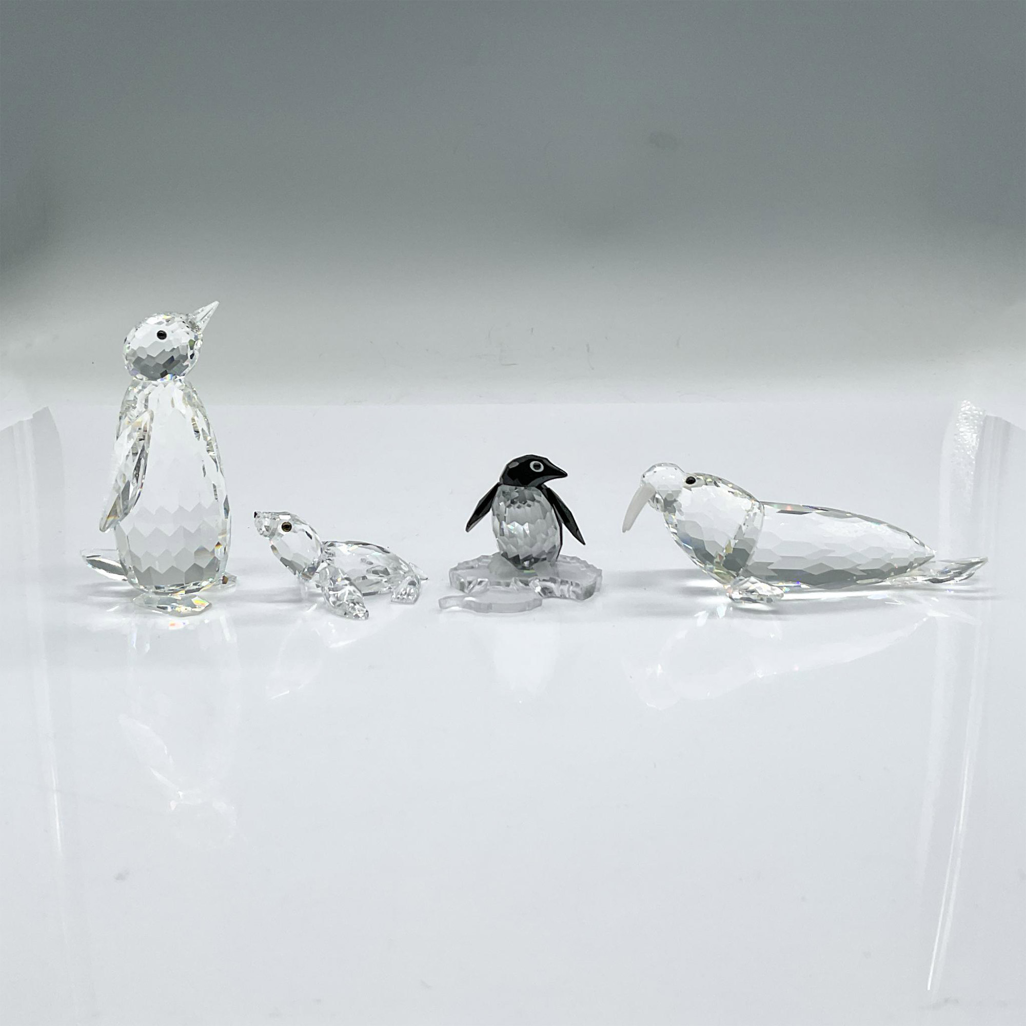 5pc Swarovski Crystal Figurines, Arctic Friends + Base
