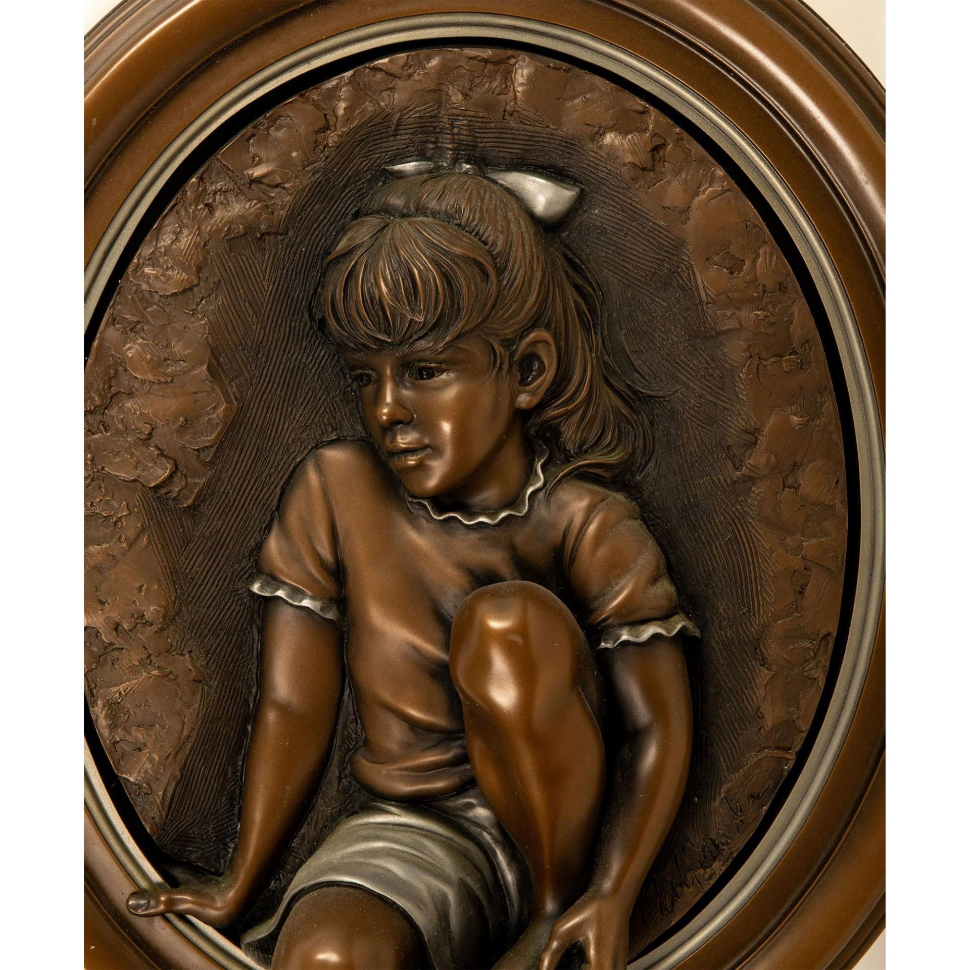 Bill Mack, High Relief Bronze Sculpture, Young Child, Signed - Bild 3 aus 7