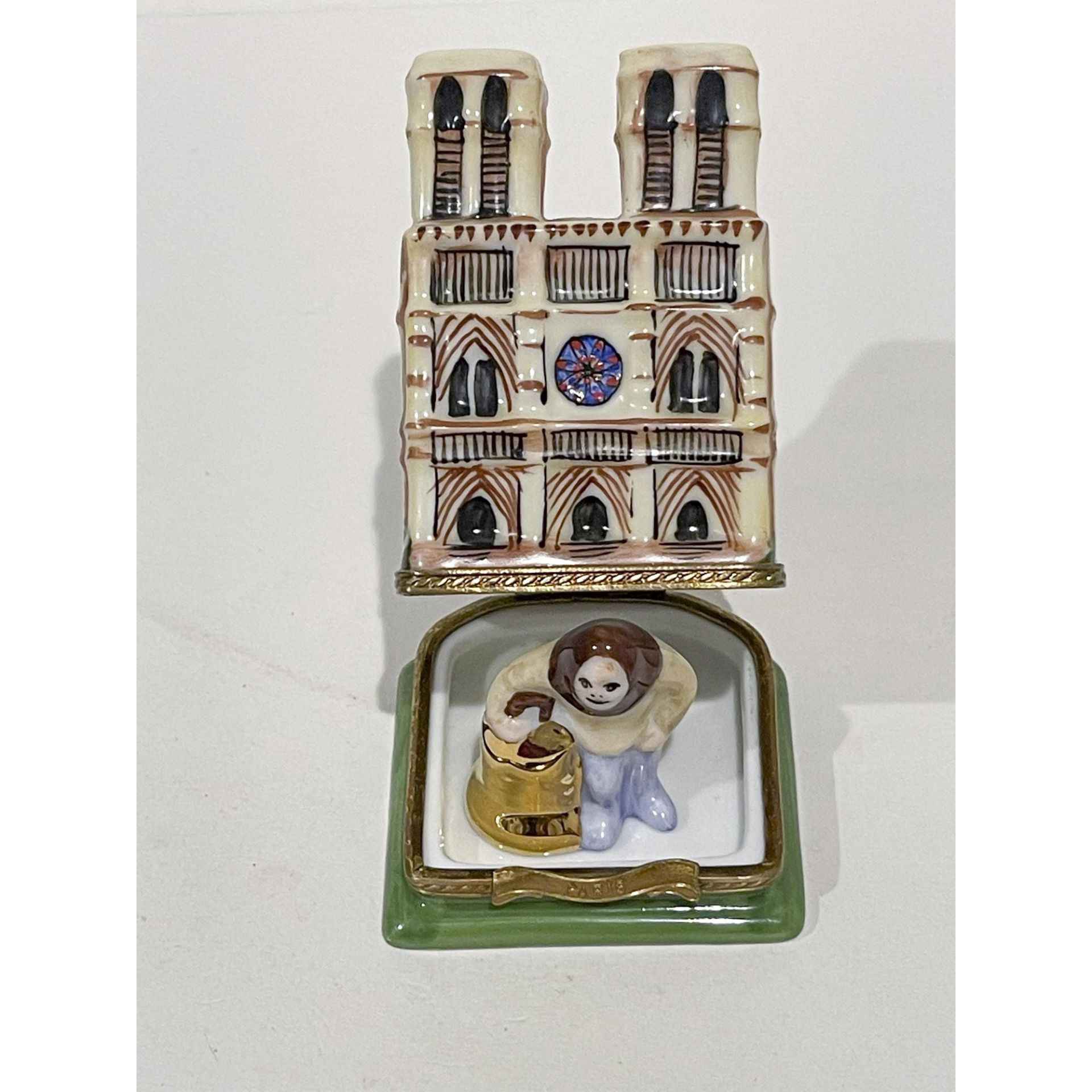 Limoges Keepsake Box, Notre Dame Cathedral with Quasimodo - Bild 2 aus 6