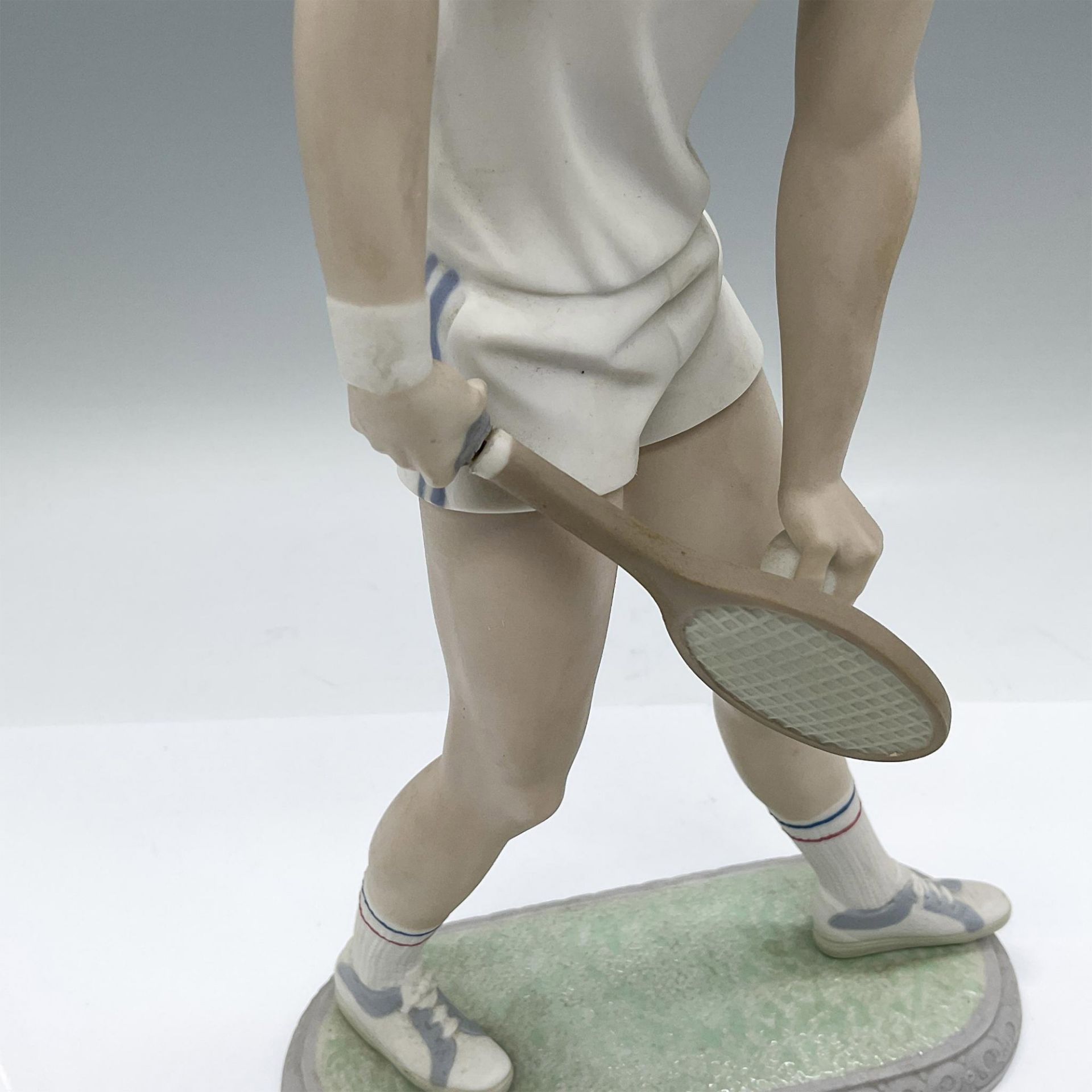 Male Tennis Player 1011426 - Lladro Porcelain Figurine - Bild 3 aus 4