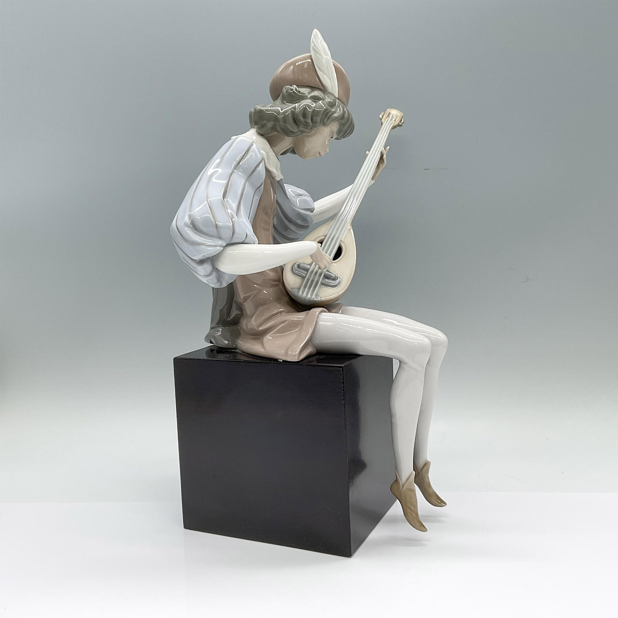 Juggler Sitting 1001382 - Lladro Porcelain Figurine - Image 2 of 4