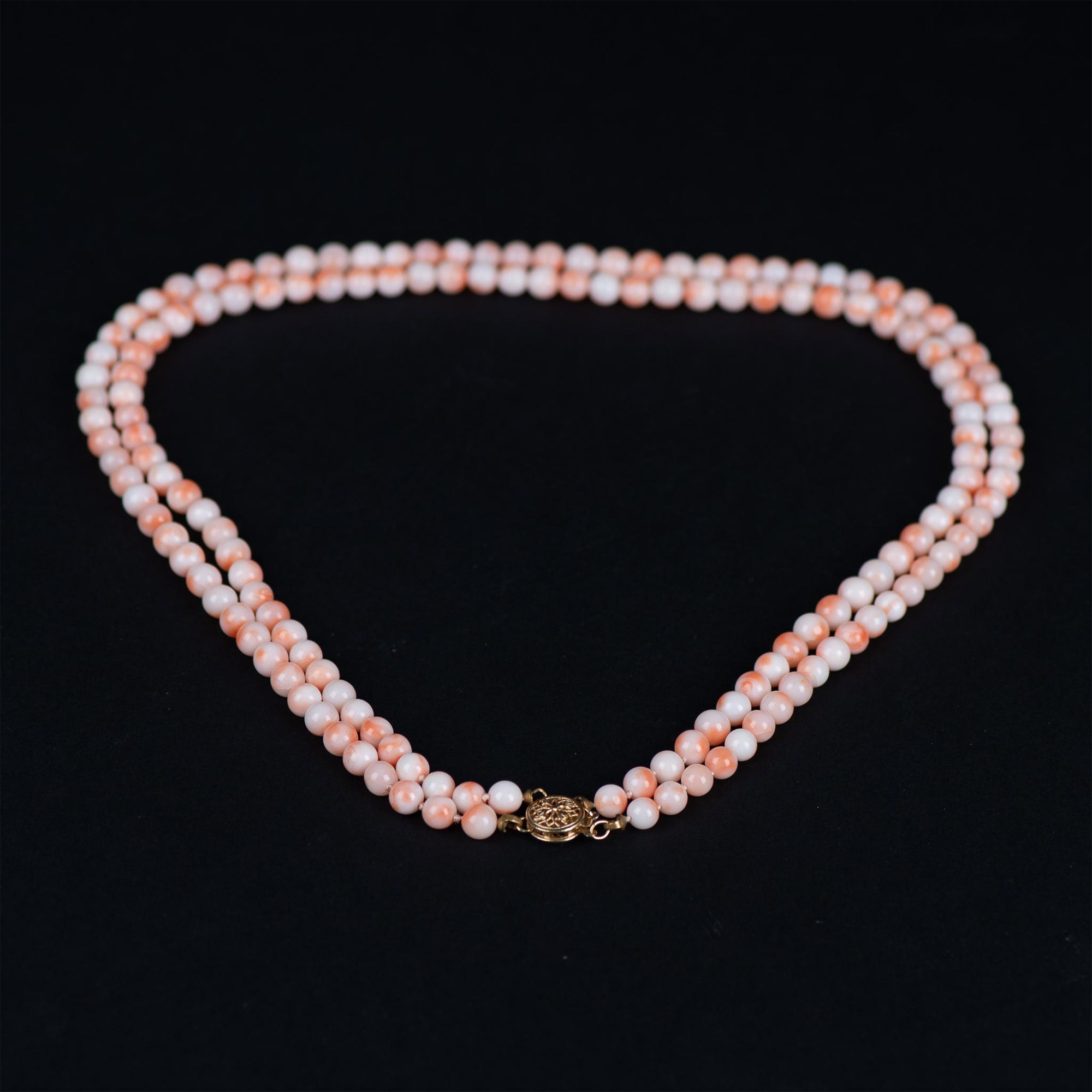 Beautiful 14K Gold Double Strand Coral Bead Necklace - Image 3 of 3
