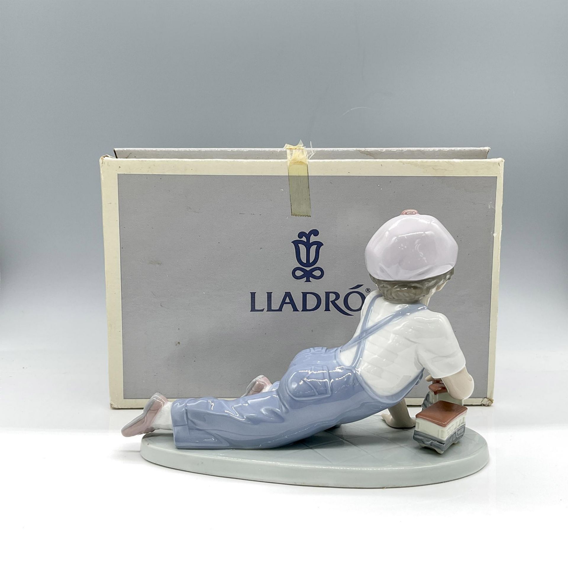 All Aboard 1007619 - Lladro Porcelain Figurine - Bild 2 aus 3