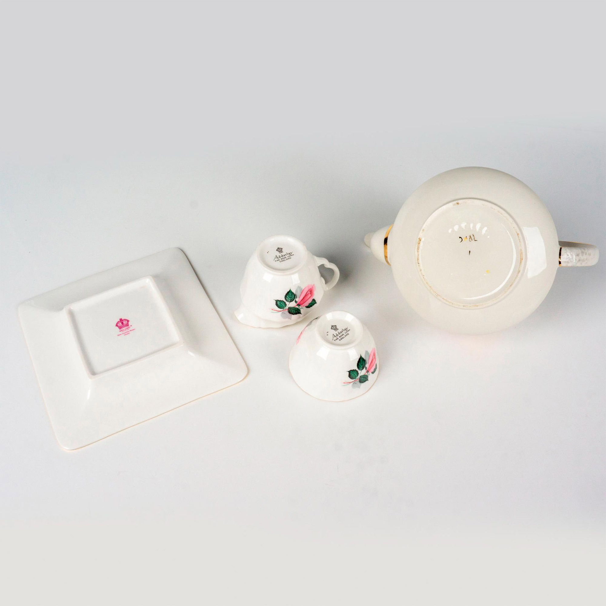 4pc English Bone China Tea Set - Image 3 of 3