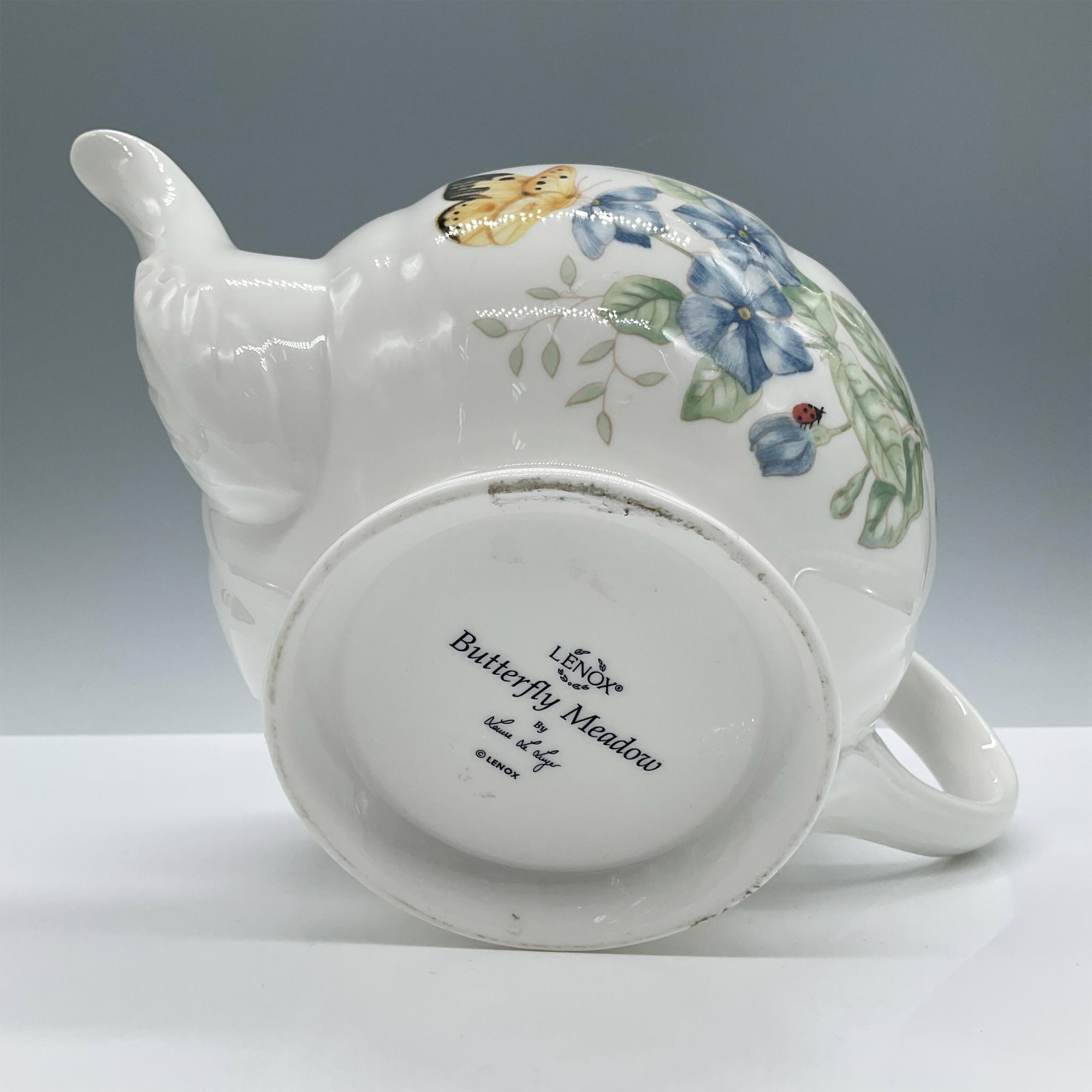 Lenox Porcelain Lidded Tea Pot, Butterfly Meadow Collection - Image 4 of 4