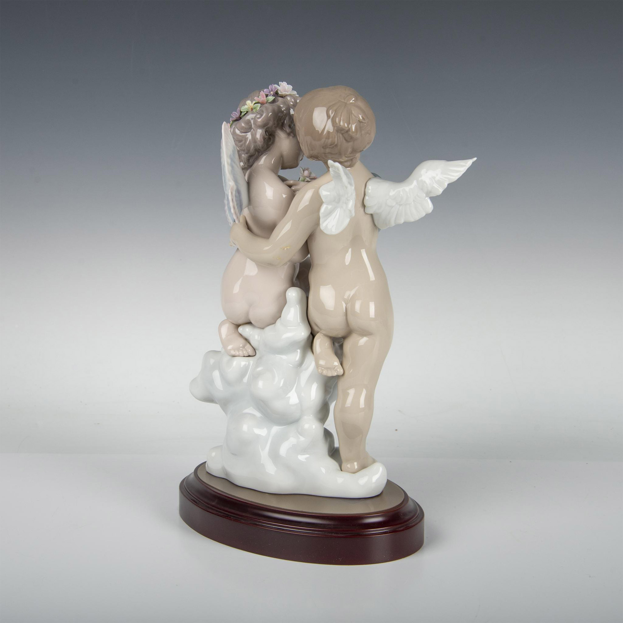 Heaven And Earth 1001824 - Lladro Porcelain Figurine - Image 5 of 8