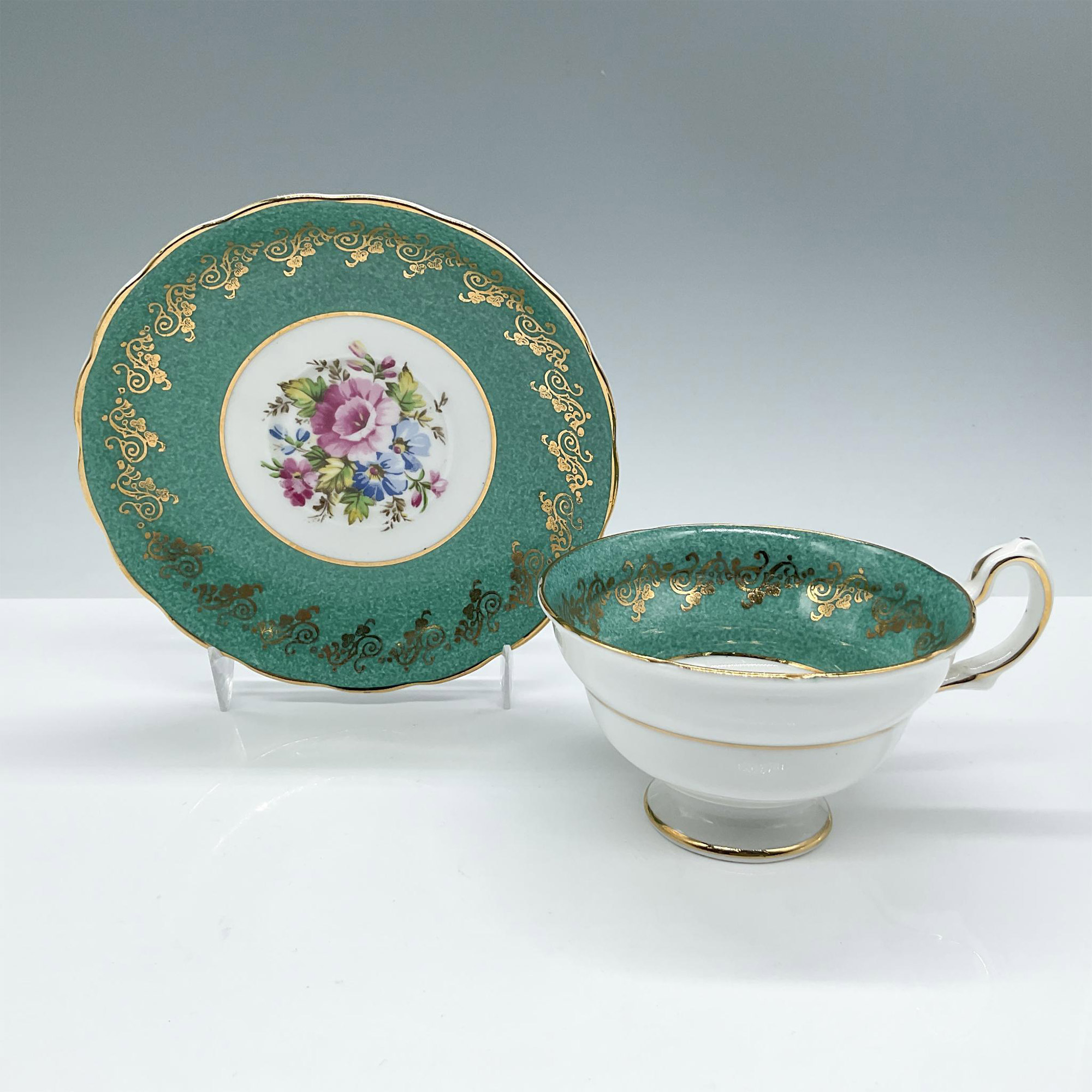 Vintage Grosvernor Bone China Tea Cup and Saucer, Teal - Image 3 of 4