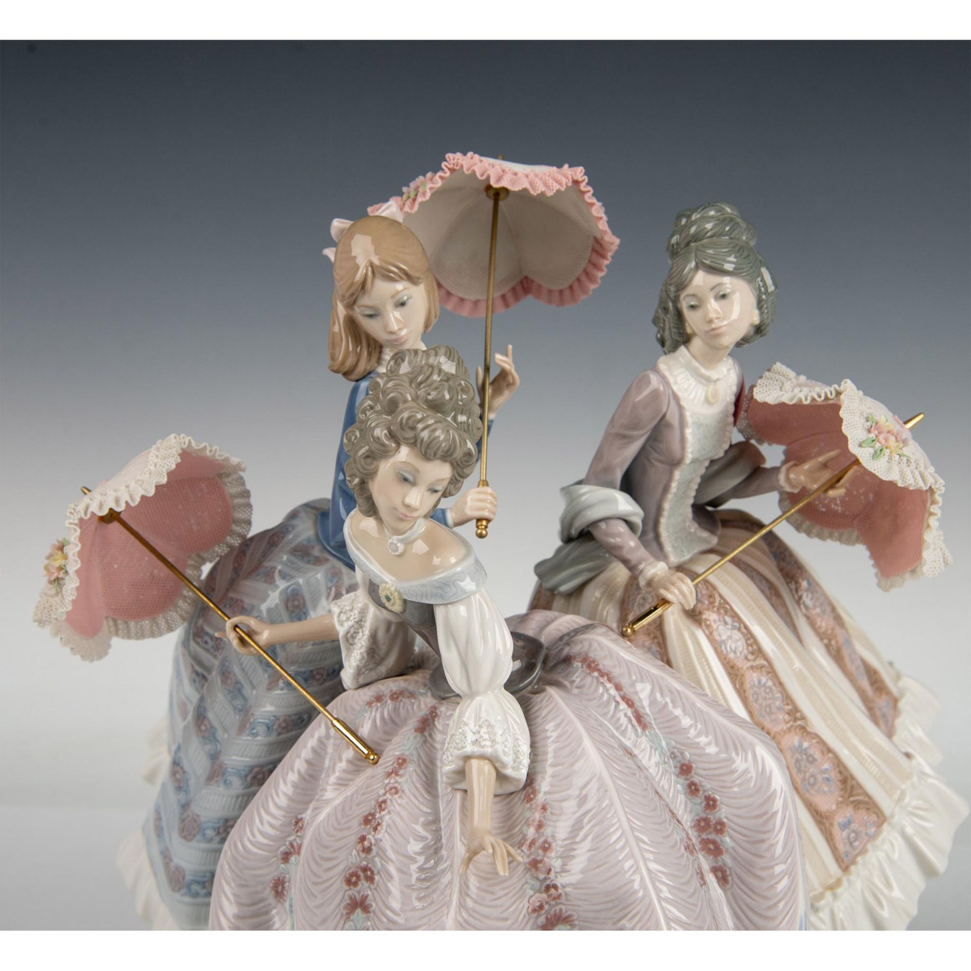 Three Sisters 1001492 - Lladro Porcelain Figurine - Image 5 of 7