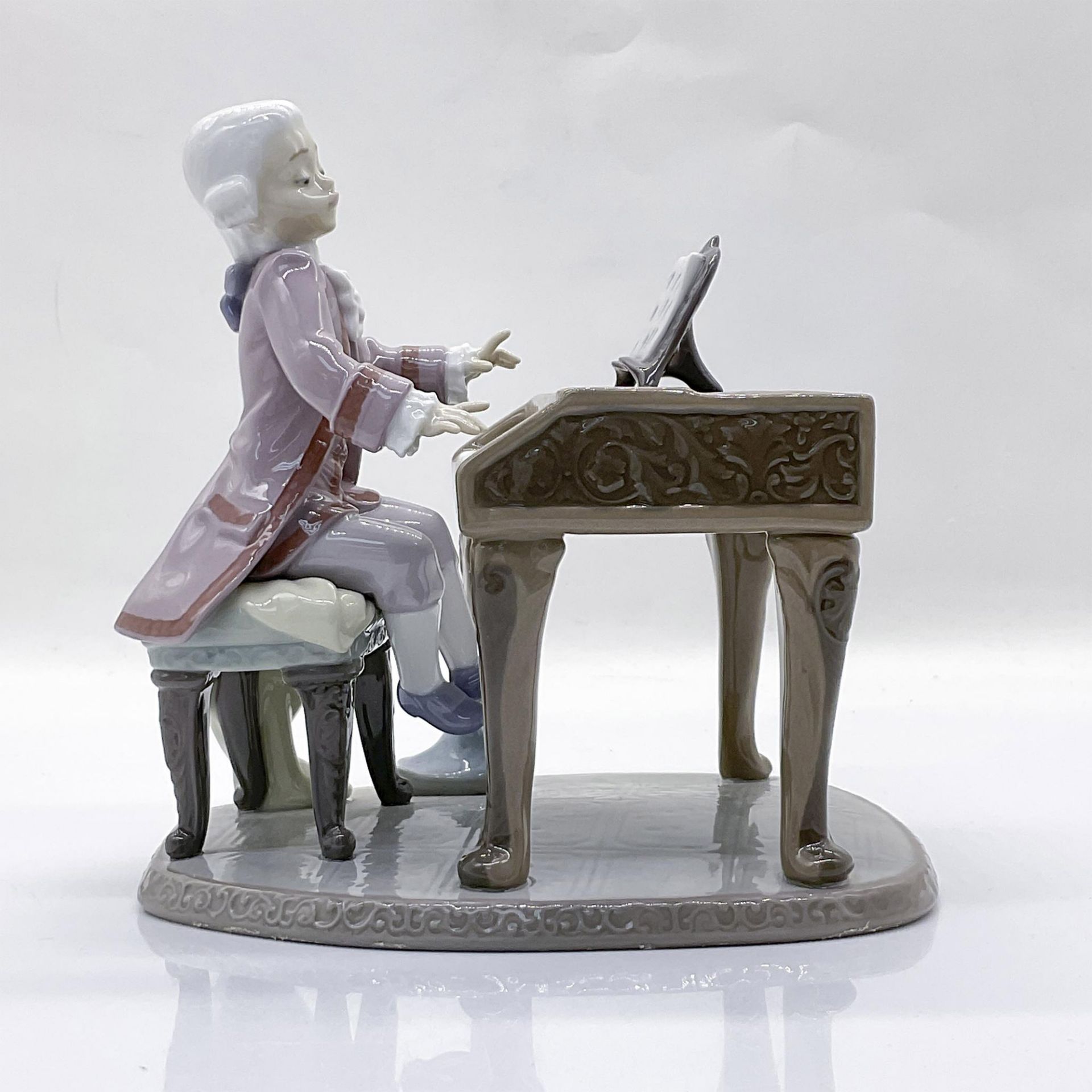 Young Mozart 1005915 - Lladro Porcelain Figurine