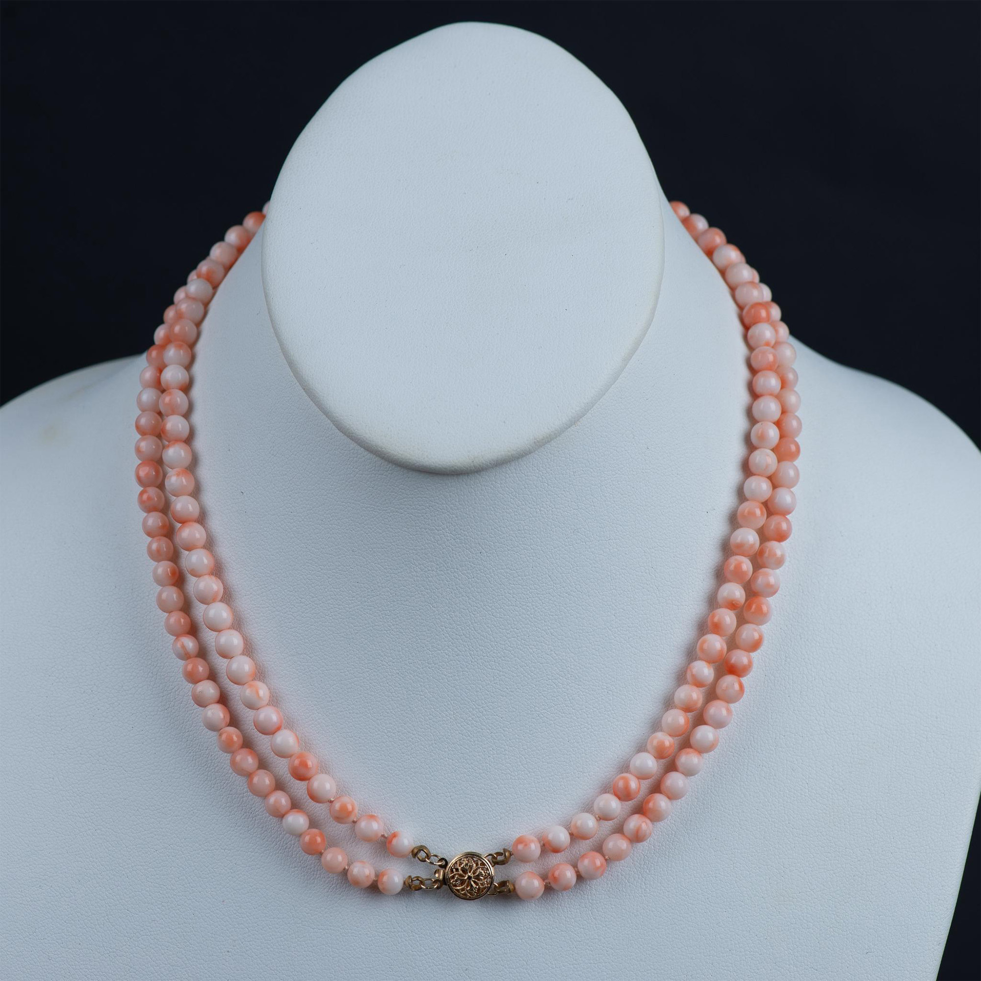 Beautiful 14K Gold Double Strand Coral Bead Necklace - Image 2 of 3