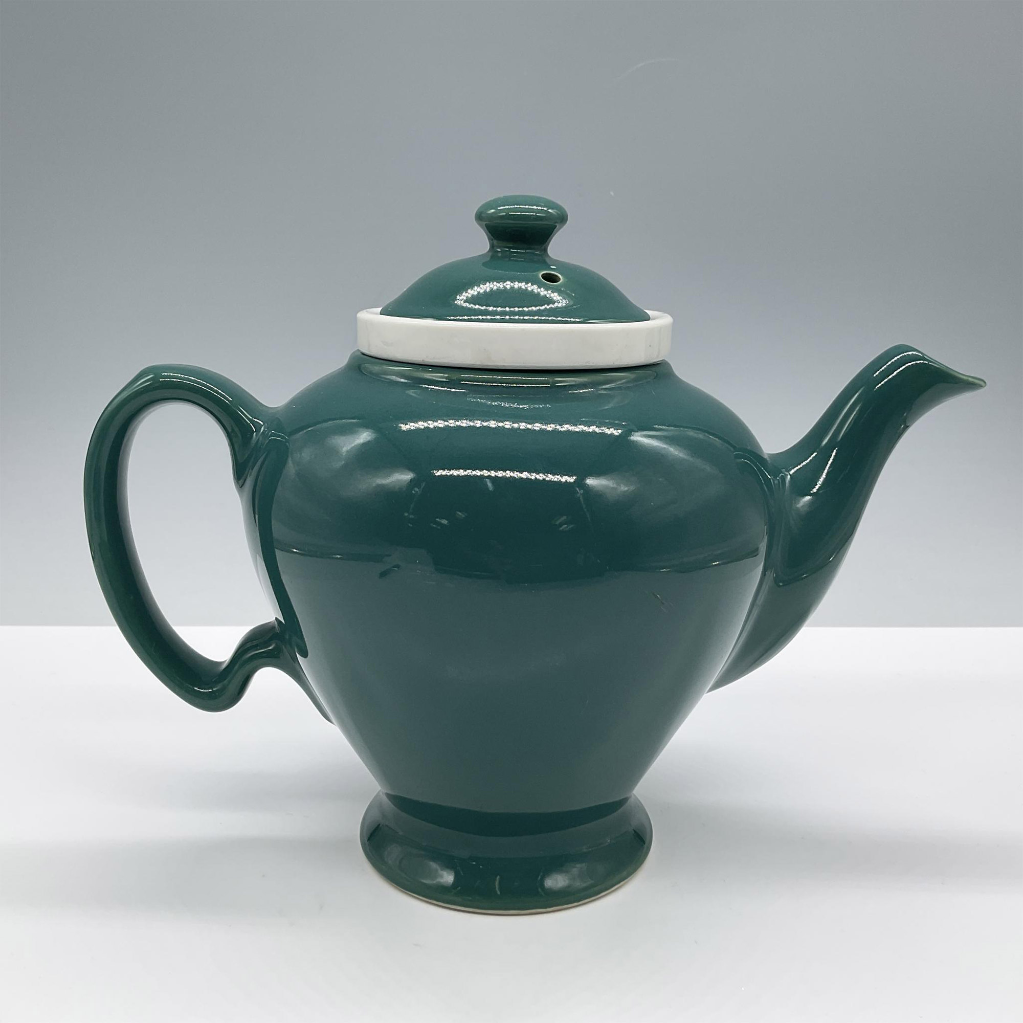 McCormick Porcelain Lidded Tea Pot with Infuser, Baltimore