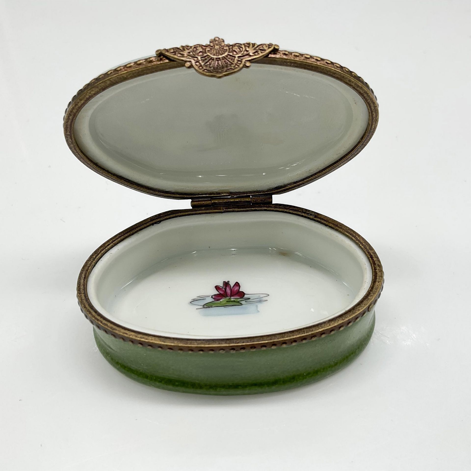 Limoges Peint Main Claude Monet Box, The Water-Lily Pond - Bild 2 aus 4