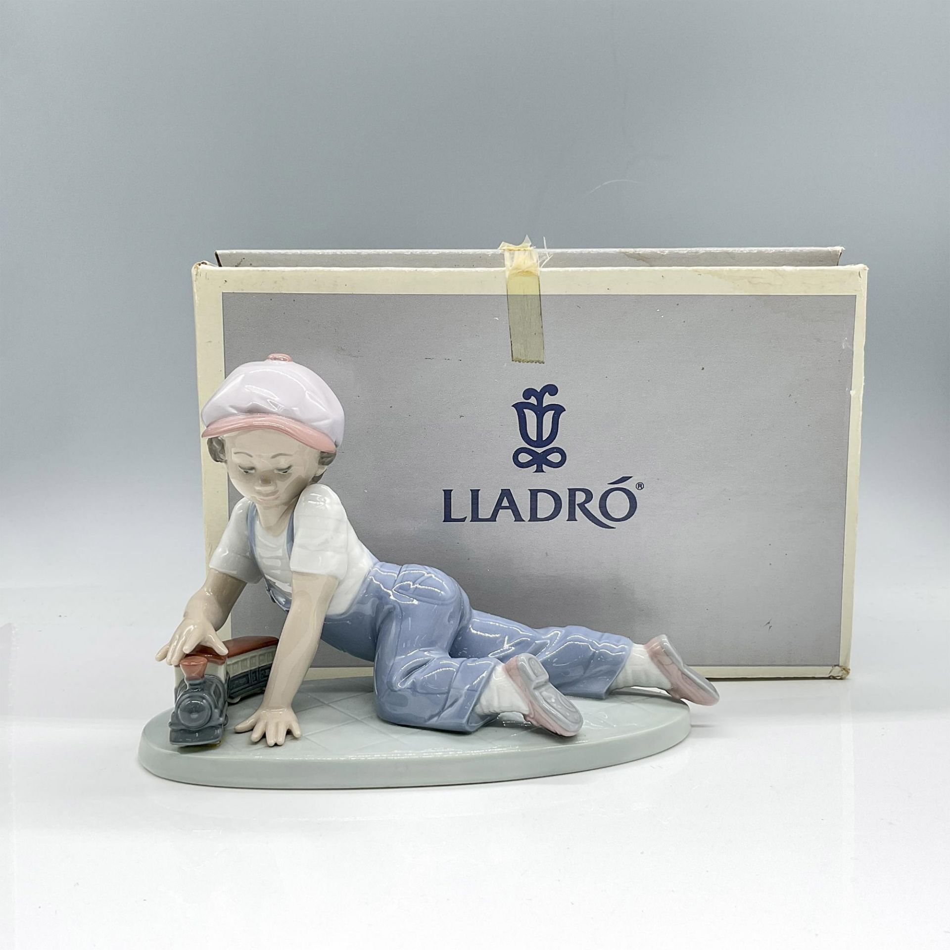 All Aboard 1007619 - Lladro Porcelain Figurine