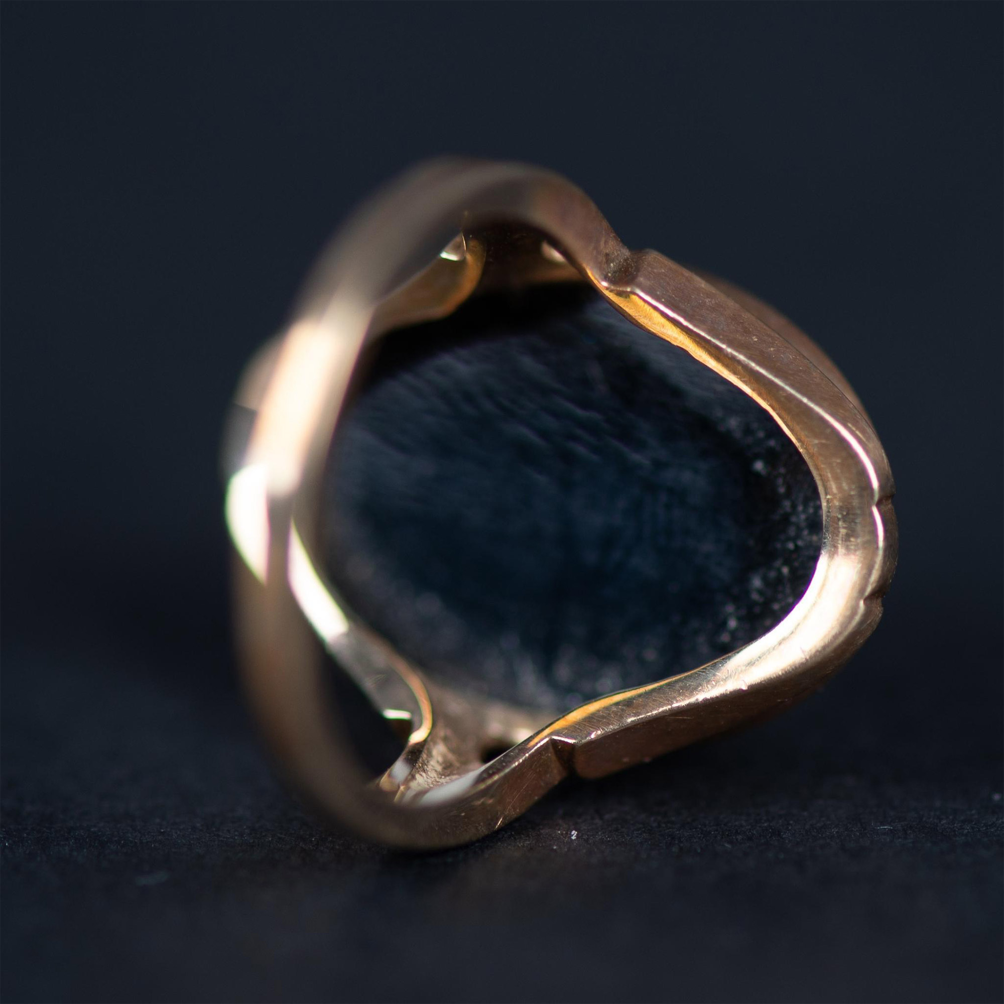 Beautiful Vintage 10K Gold Cameo Ring - Image 5 of 8