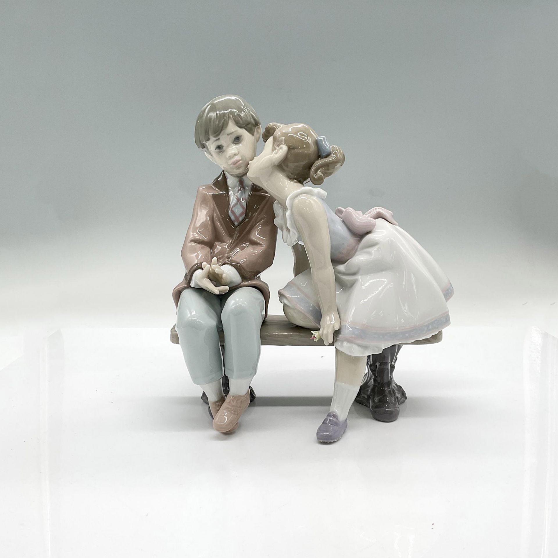 Ten And Growing 1007635 - Lladro Porcelain Figurine