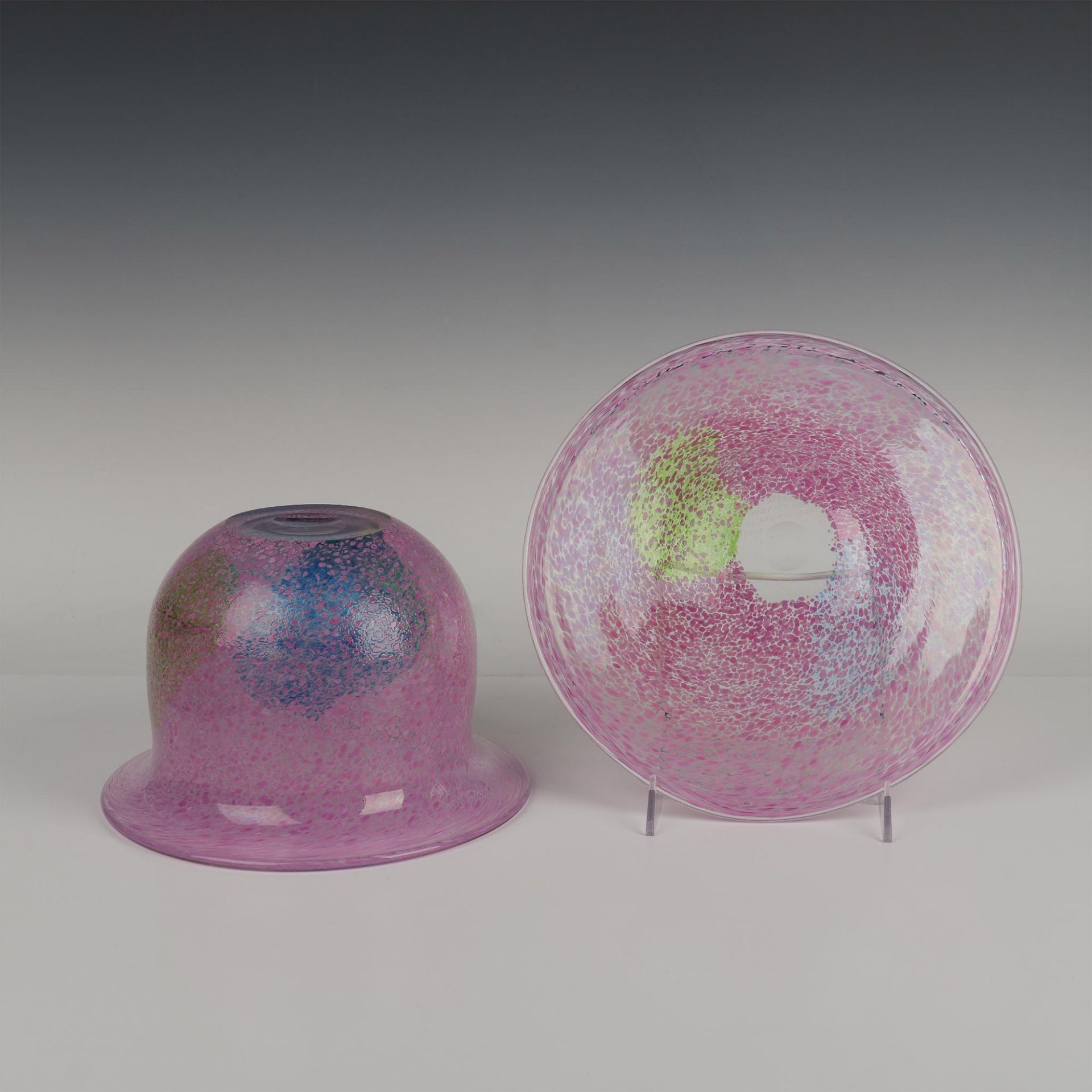 2pc Kosta Boda Bowl and Plate, Vallien Pink - Image 5 of 5