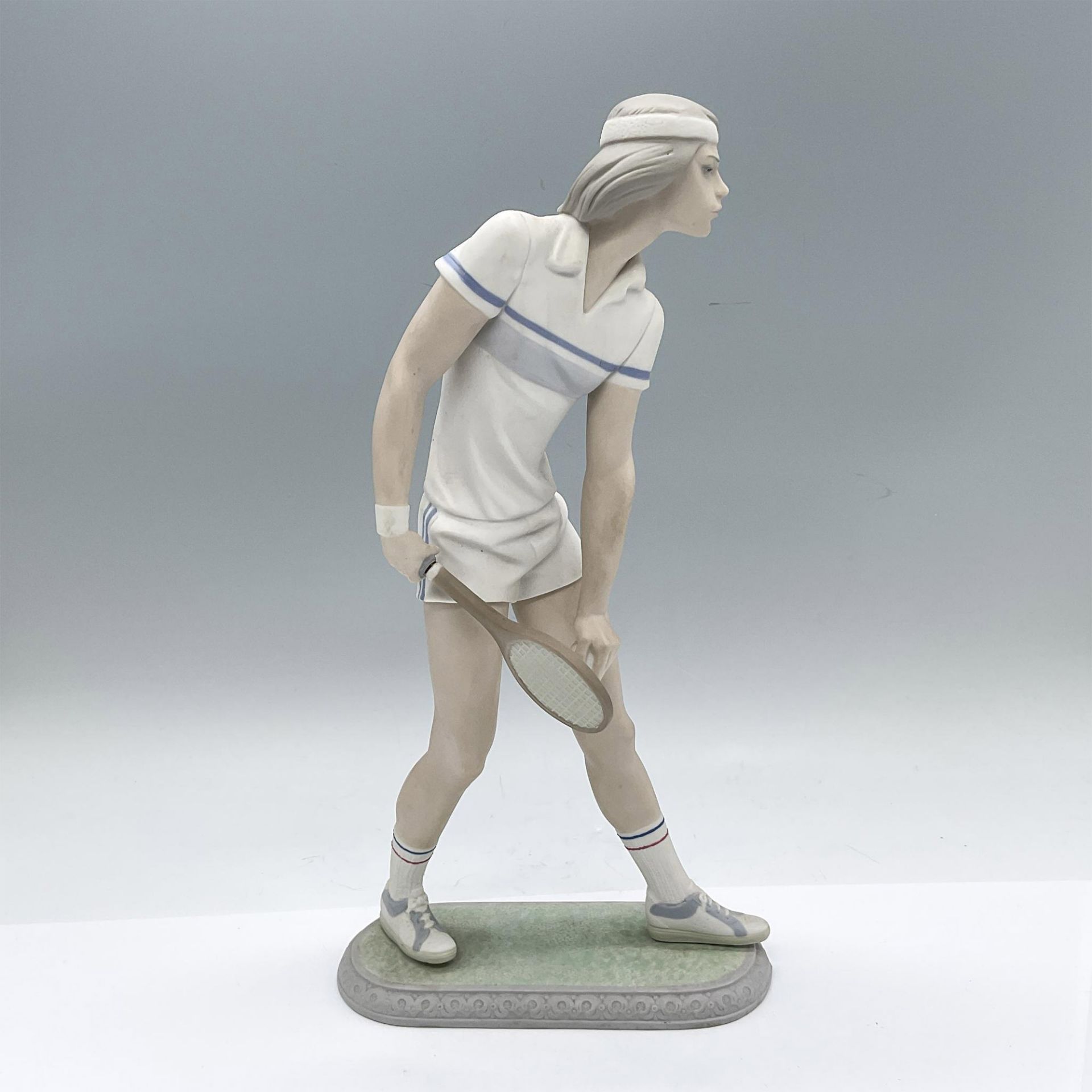 Male Tennis Player 1011426 - Lladro Porcelain Figurine