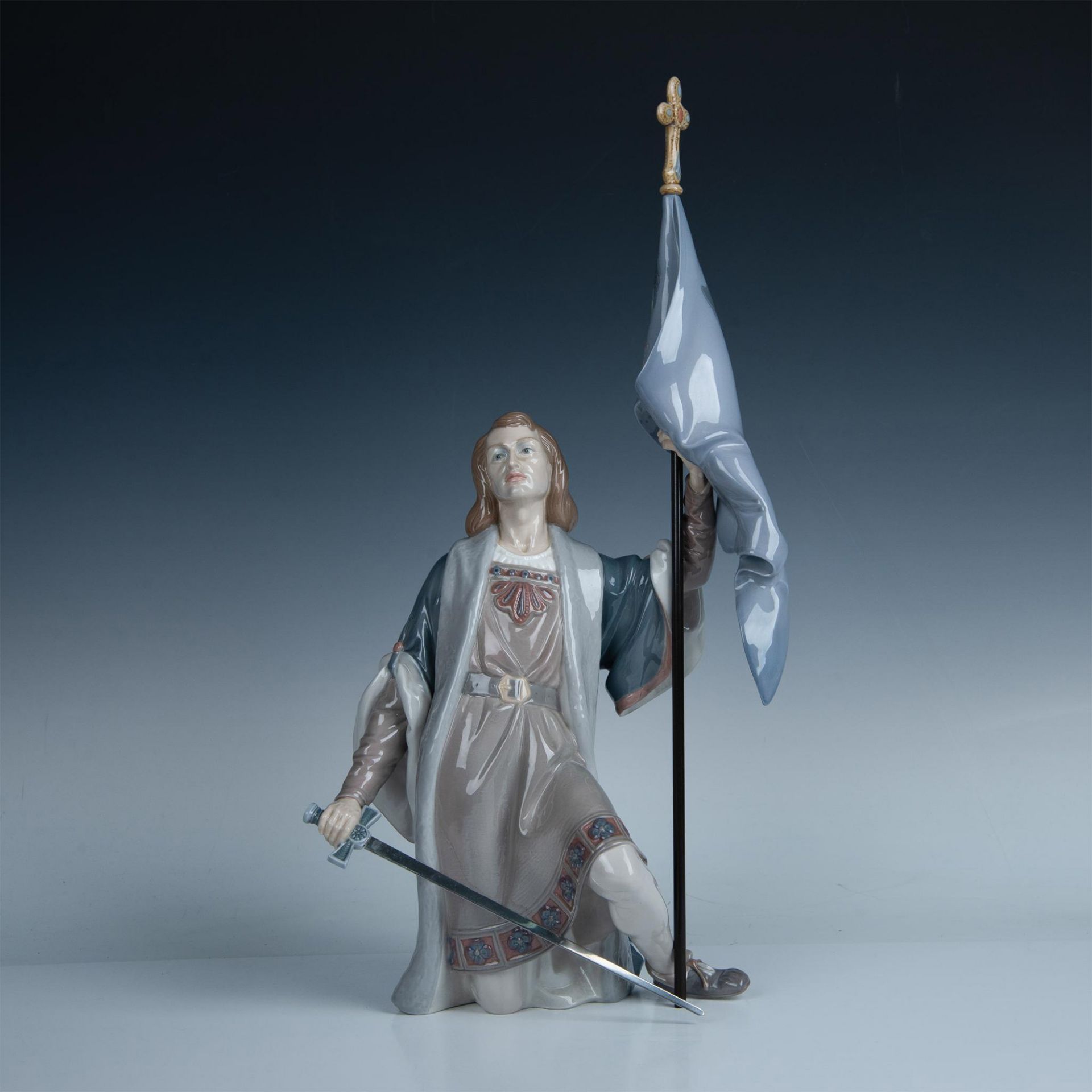 The New World - Lladro Porcelain Figurine