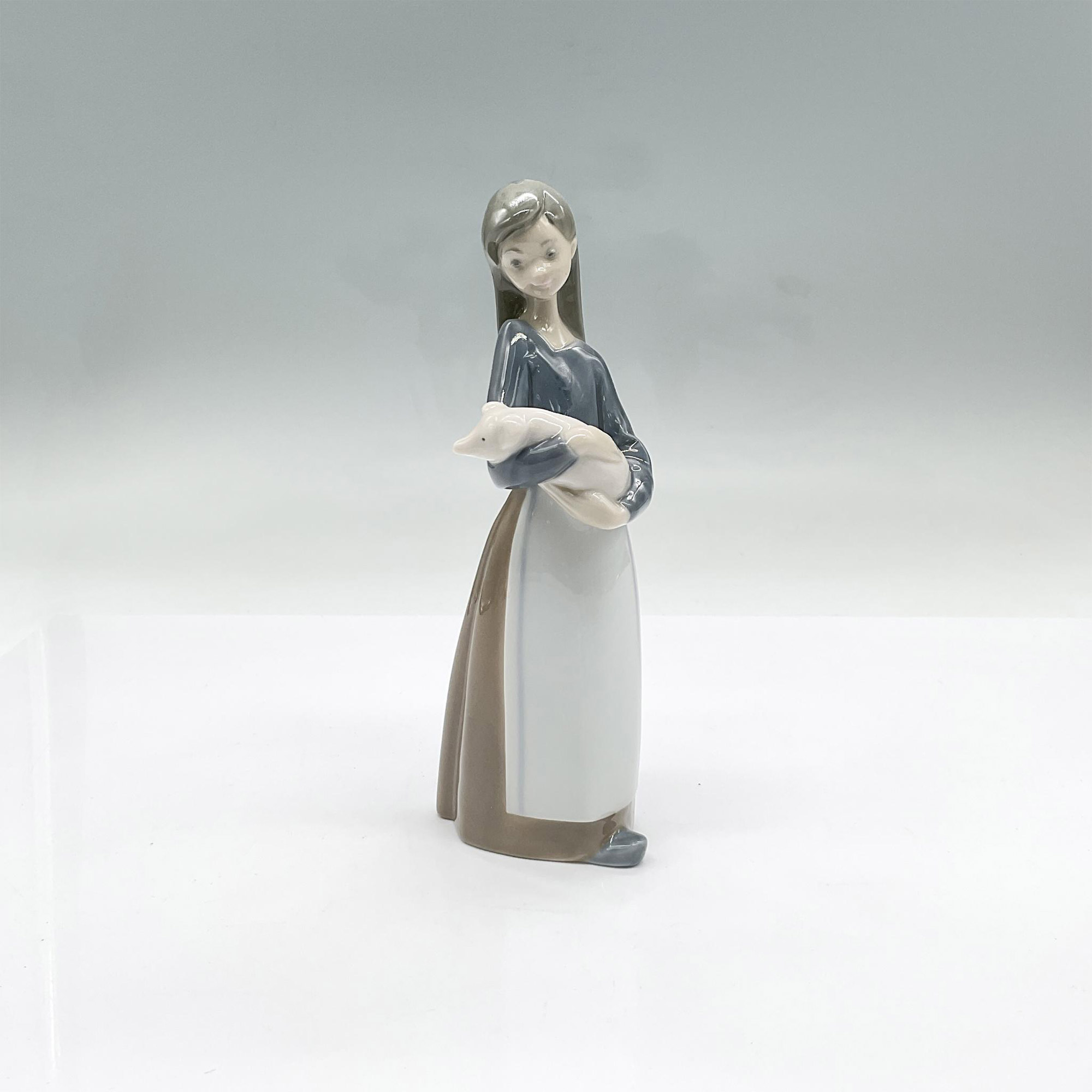 Girl With Pig 1001011 - Lladro Porcelain Figurine