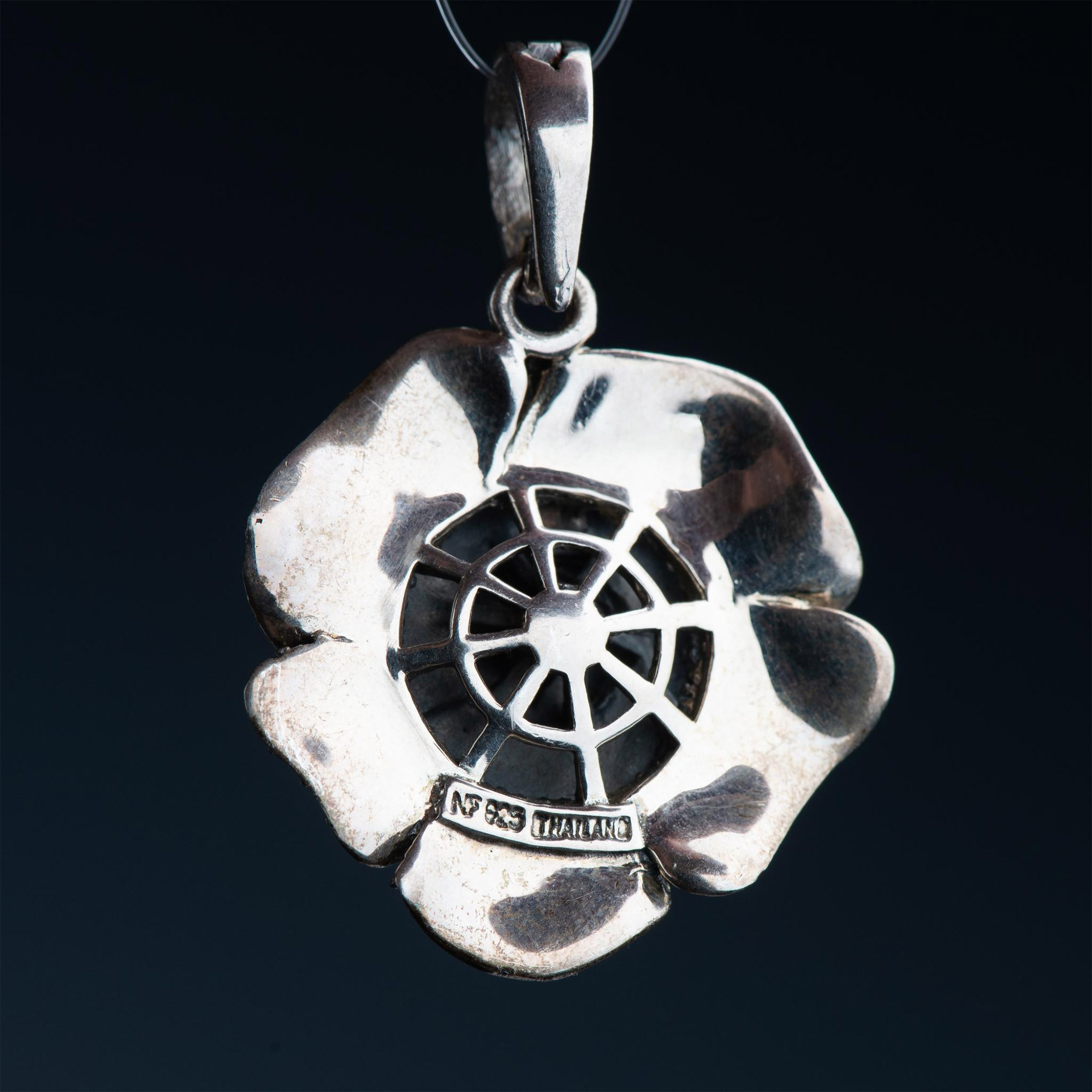 Sparkling Sterling Silver & Marcasite Flower Pendant - Image 2 of 2