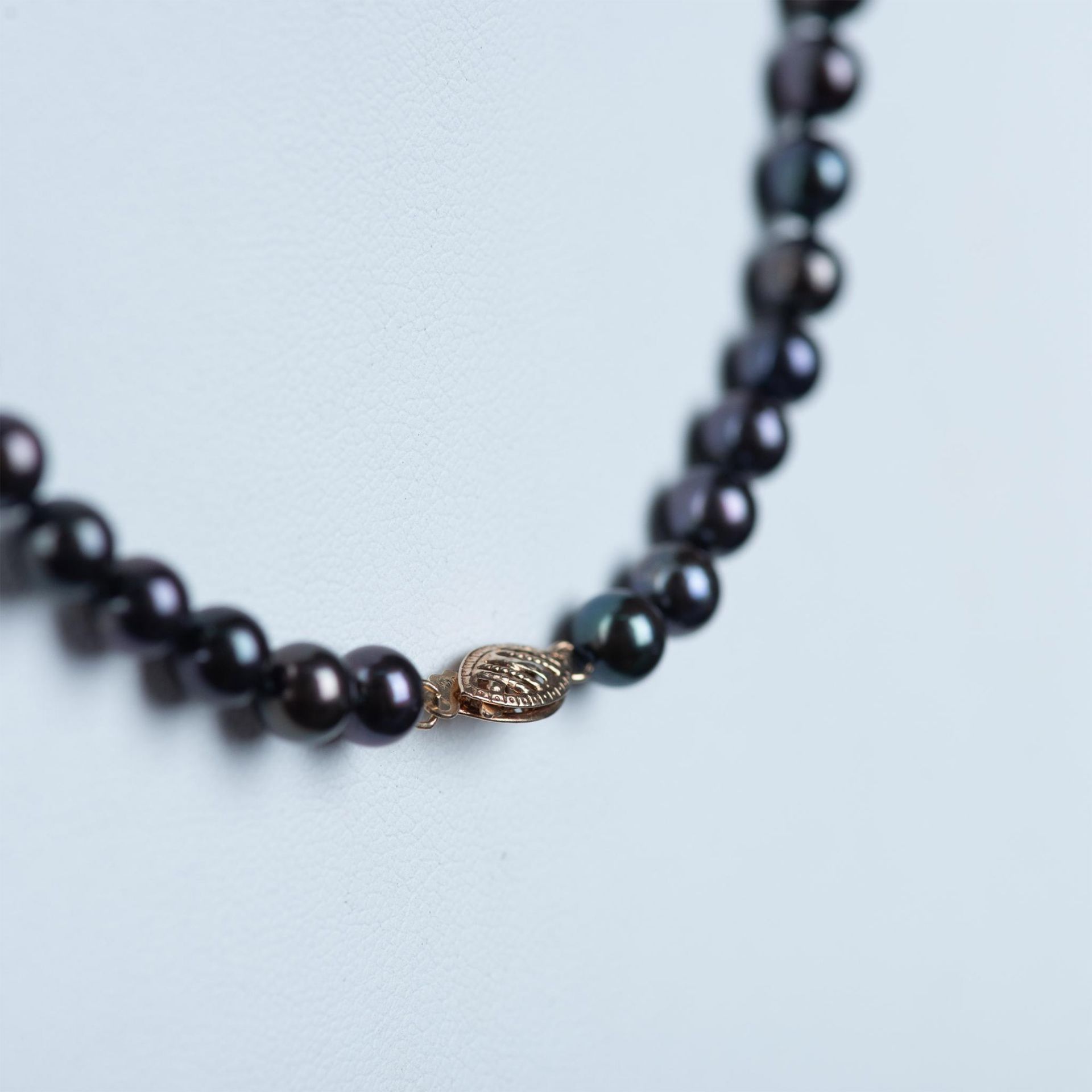 Elegant 14k Gold Genuine Black Pearl Necklace