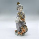 Miss Valencia 1001422 - Lladro Porcelain Figurine