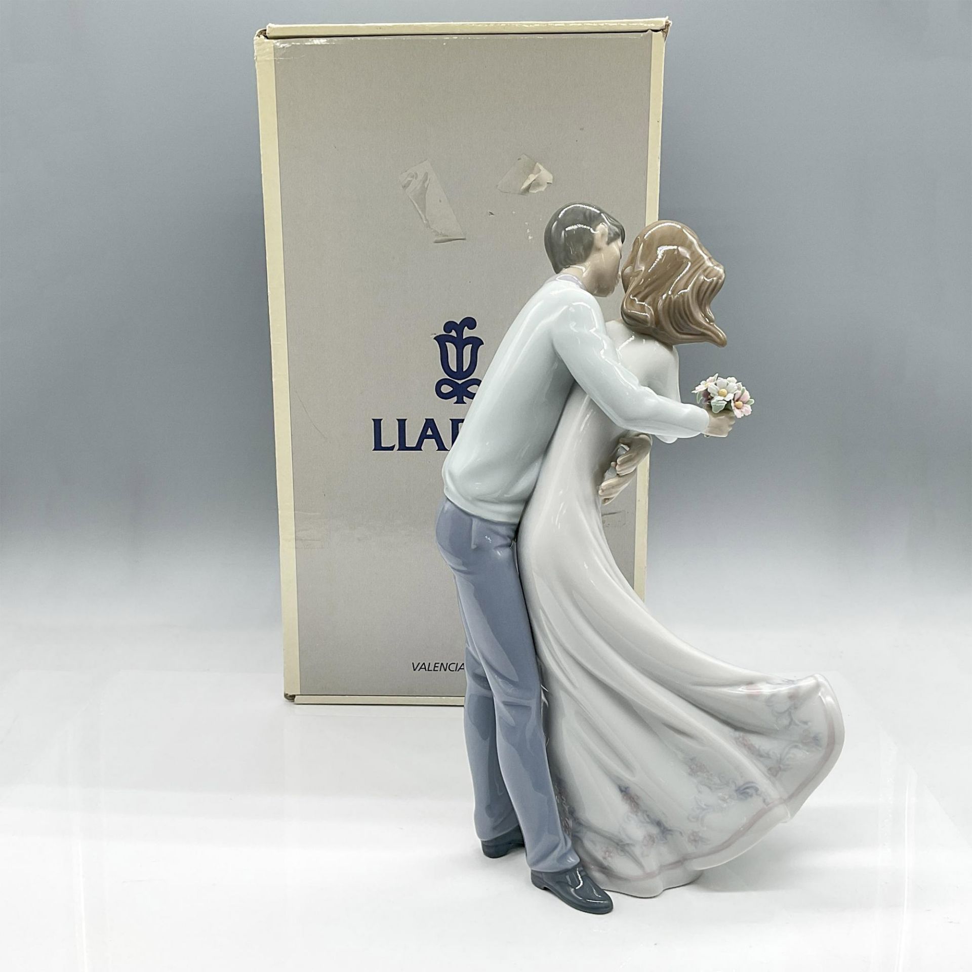 Love's Embrace 1006704 - Lladro Porcelain Figurine - Bild 2 aus 3