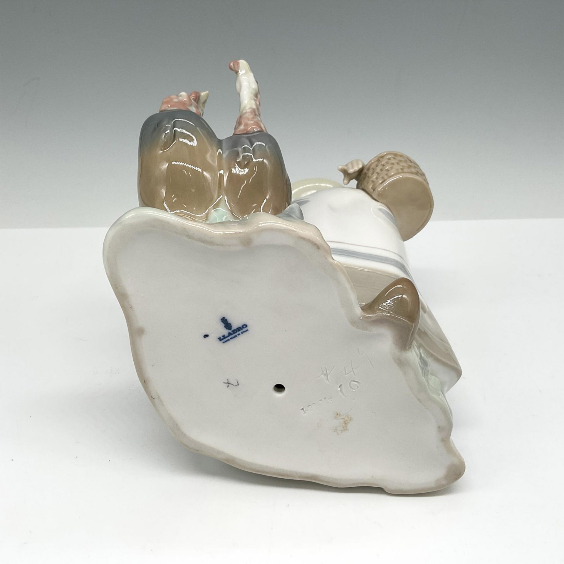 Girl with Turkeys 01001180 - Lladro Porcelain Figurine - Bild 3 aus 3