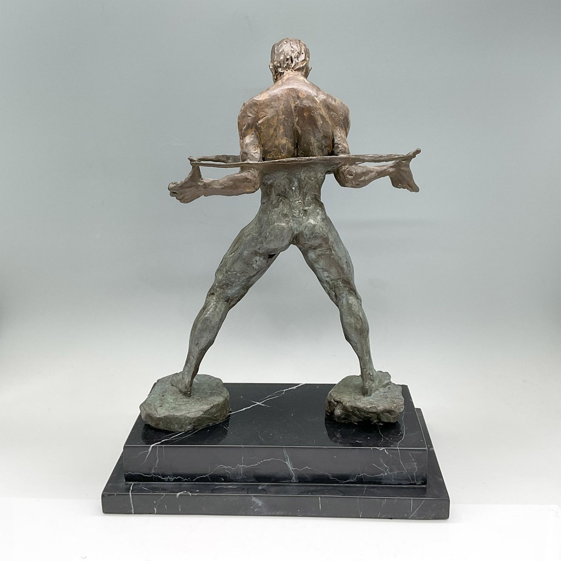 Bronze Sculpture of Ballet Dancer Rudolph Nureyev - Bild 2 aus 3