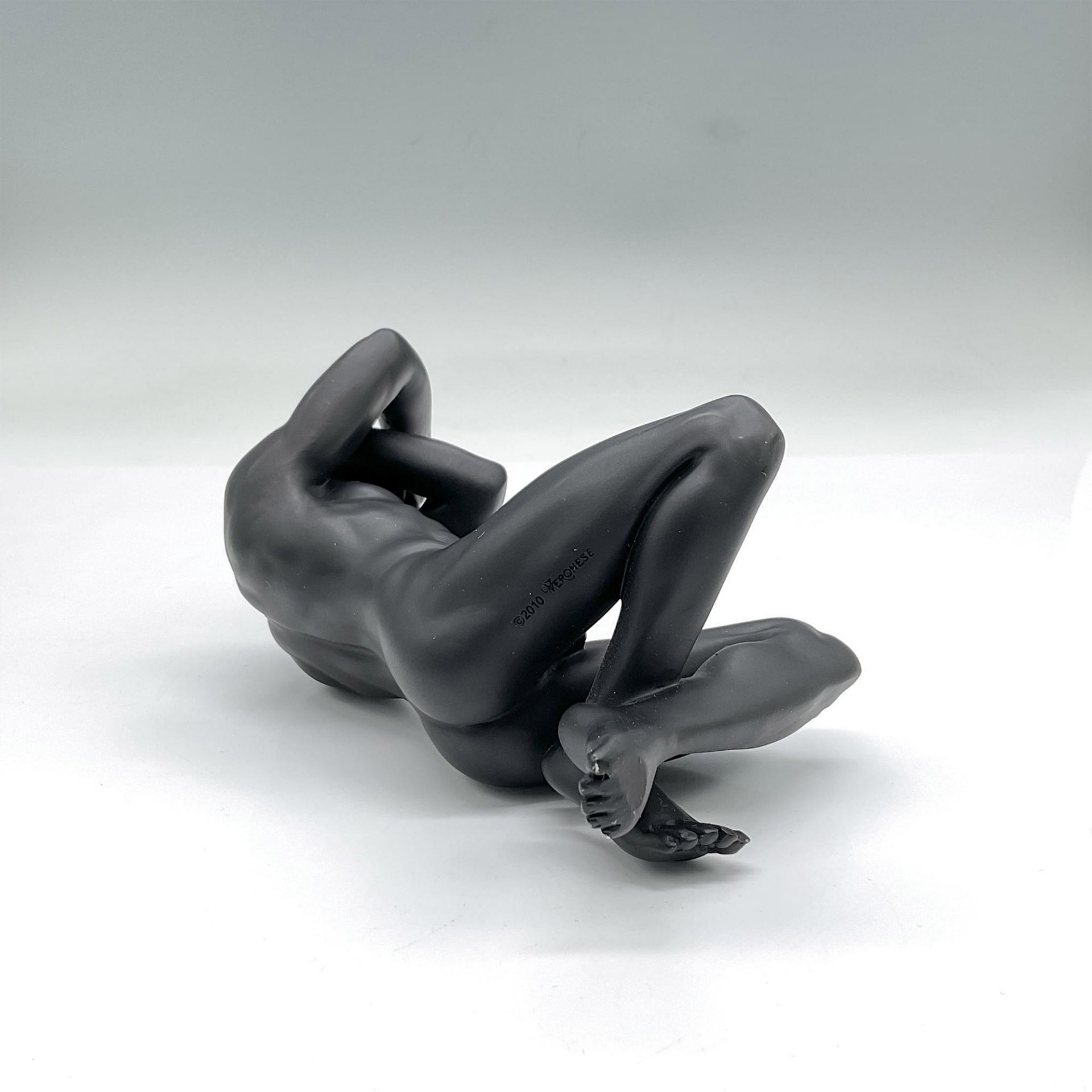 Veronese Resin Figure Statuette, Nude Man Kneeling - Bild 3 aus 3