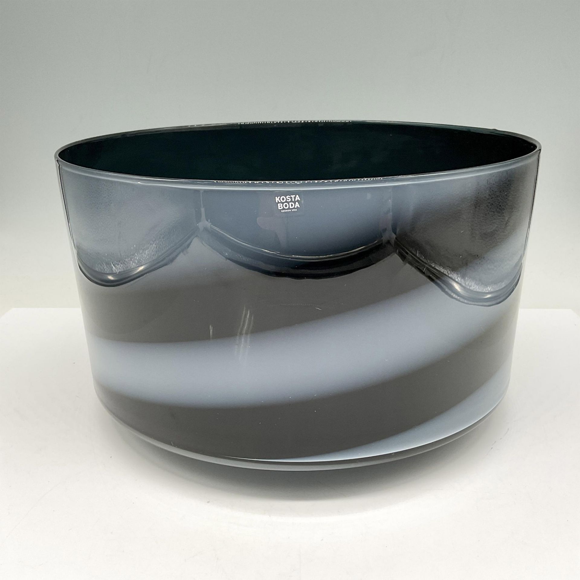 Kosta Boda Charcoal Swirl Jardiniere