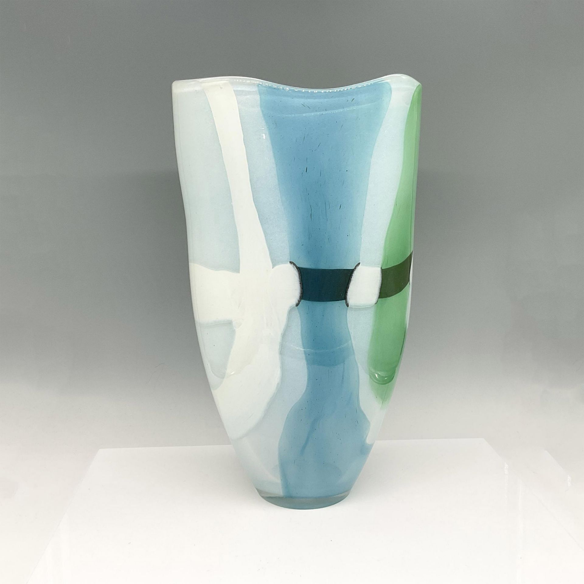 Sasaki Handcrafted Crystal Vase