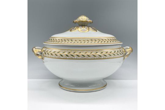 Mottahedeh Vista Alegre Tureen, Winterthur Emerald Vine - Image 1 of 5