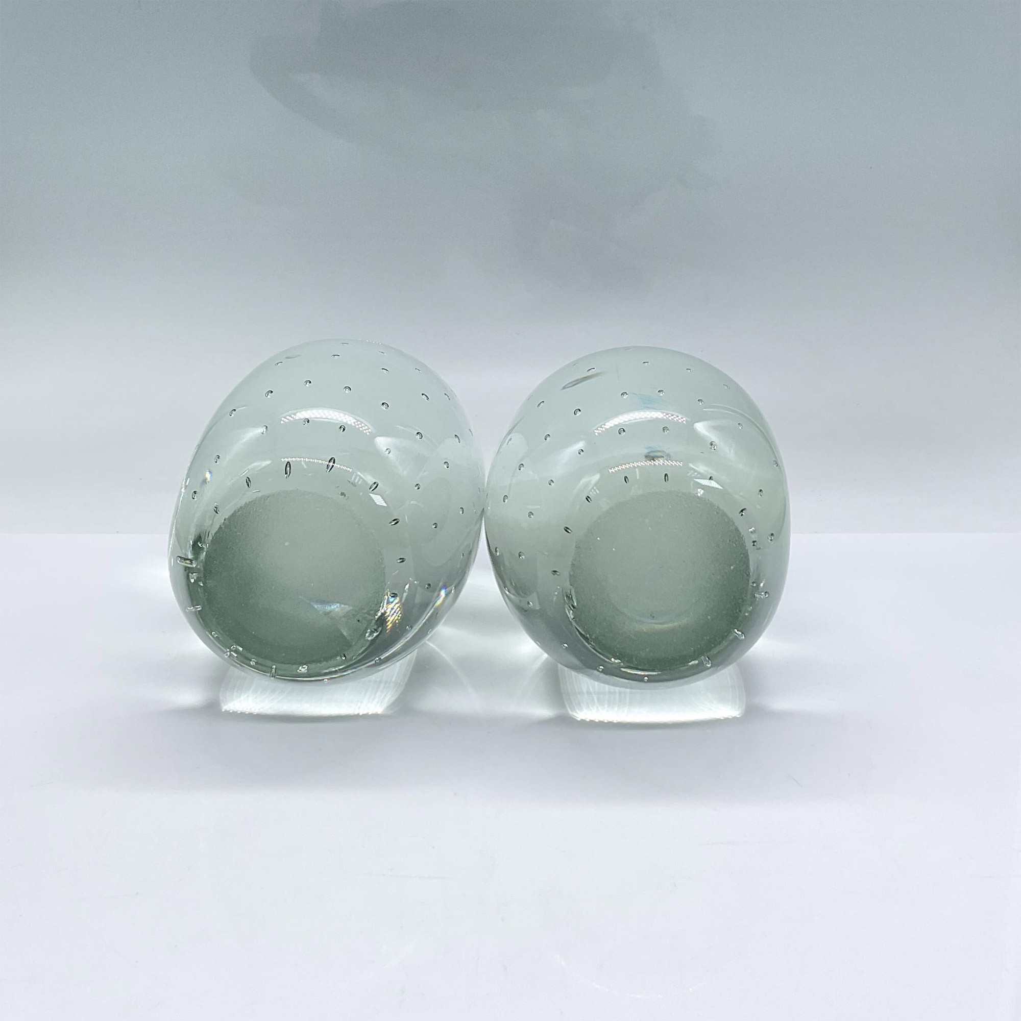 2pc Controlled Bubble Glass Oval Bookends - Image 3 of 3